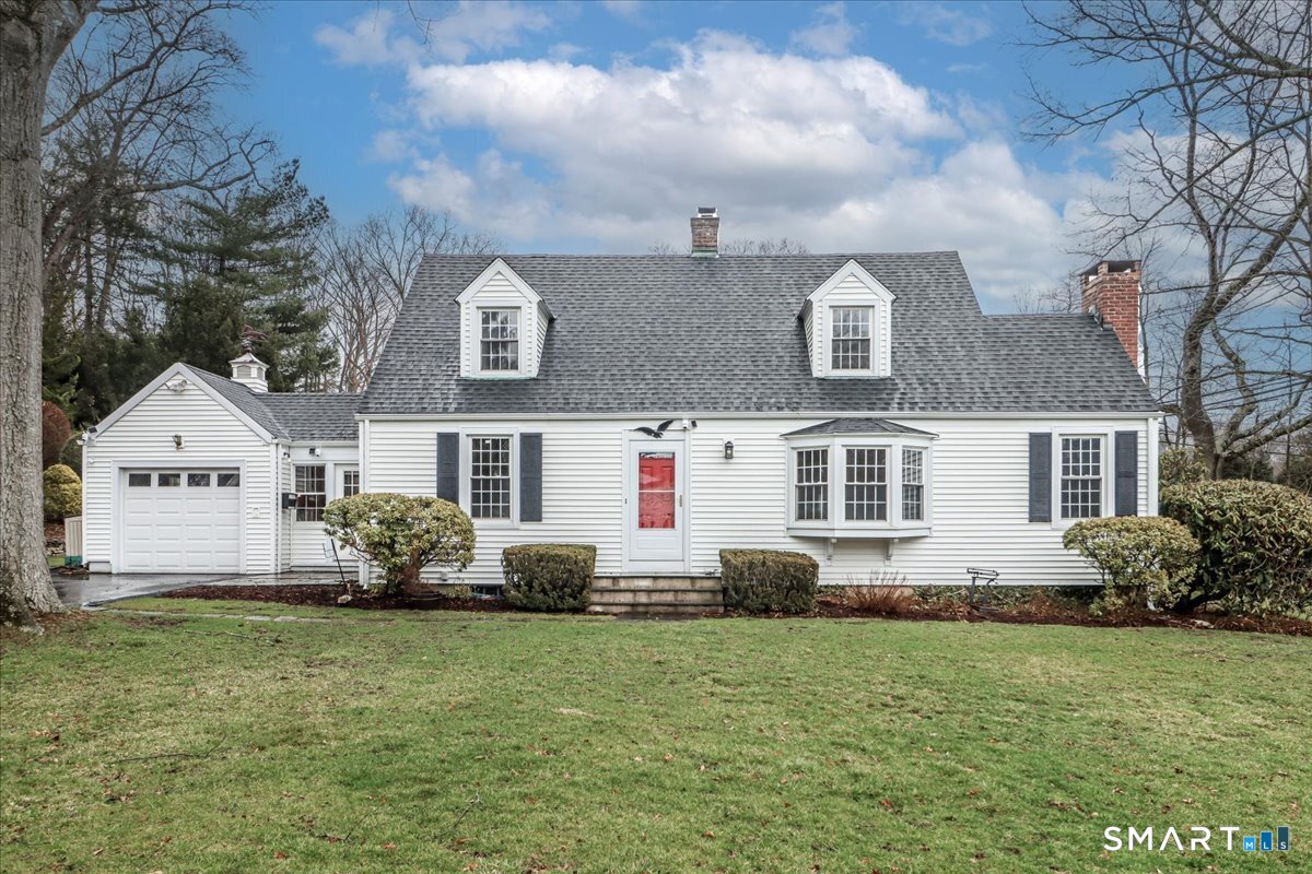 Homes for sale in Norwalk, CT | 28 Overbrook Rd, Norwalk, CT 06851 | MLS# 24154010