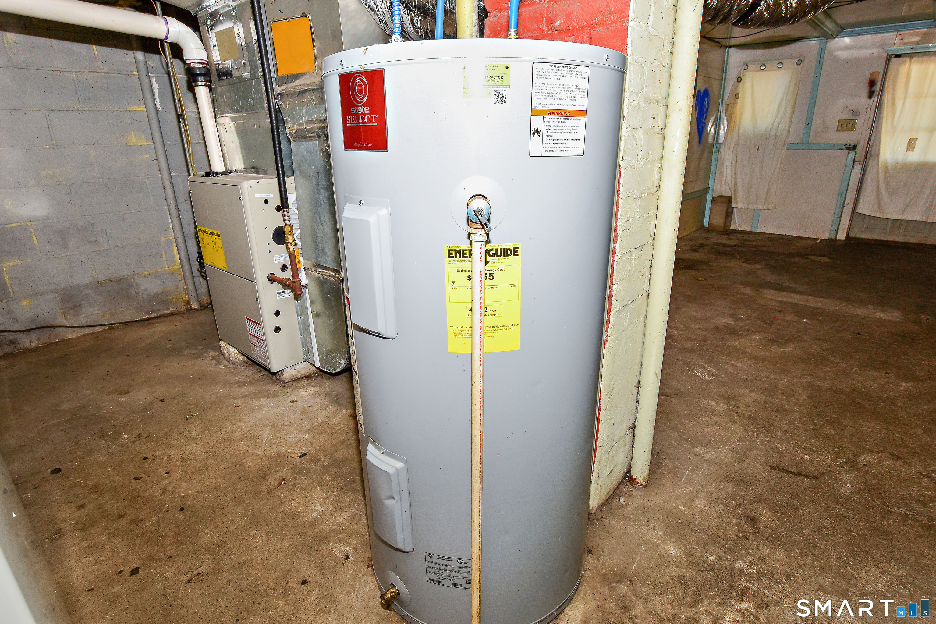 Homes for sale in Norwich, CT | 36 Peck St, Norwich, CT 06360 | MLS# 24160078