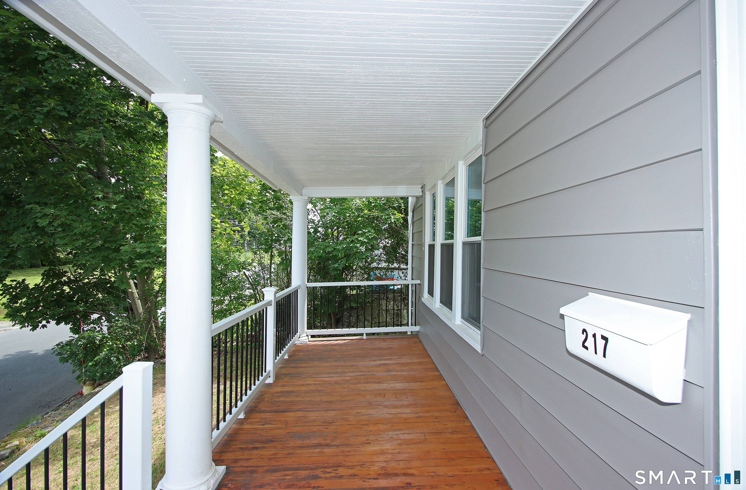 Homes for sale in Waterbury, CT | 217 Ledgeside Ave, Waterbury, CT 06708 | MLS# 24160641