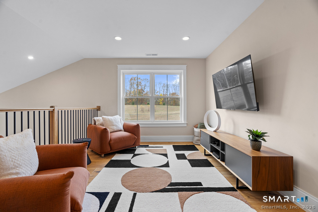 31 Soderman, Cheshire, 06410, 3 Bedrooms Bedrooms, 0 ,3 BathroomsBathrooms,Condo/co-op For Sale,For Sale,Soderman,0,24160690
