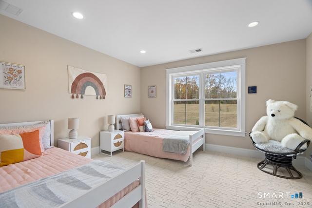 31 Soderman, Cheshire, 06410, 3 Bedrooms Bedrooms, 0 ,3 BathroomsBathrooms,Condo/co-op For Sale,For Sale,Soderman,0,24160690