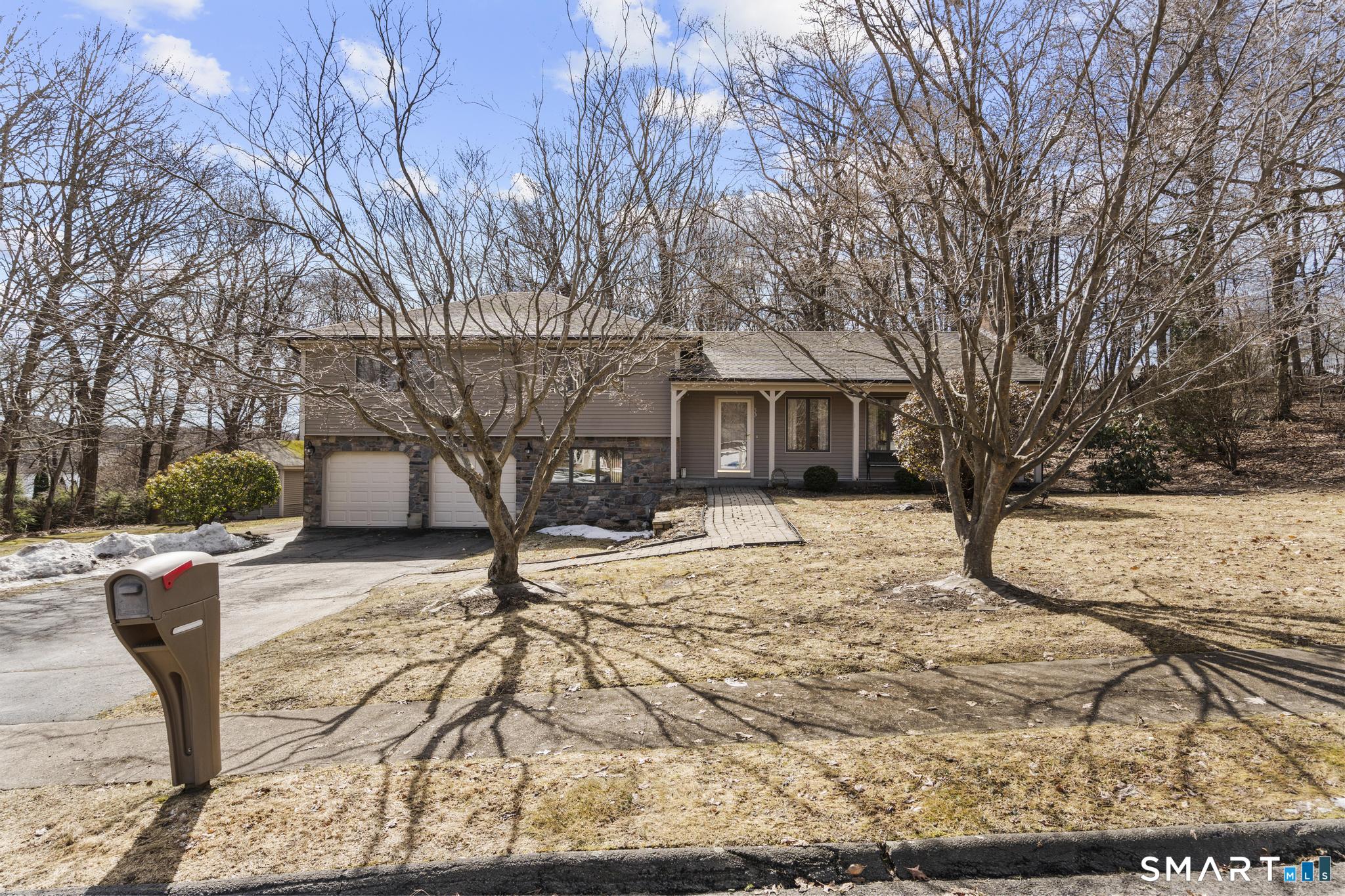 Homes for sale in Bristol, CT | 30 Cove Rd, Bristol, CT 06010 | MLS# 24159934