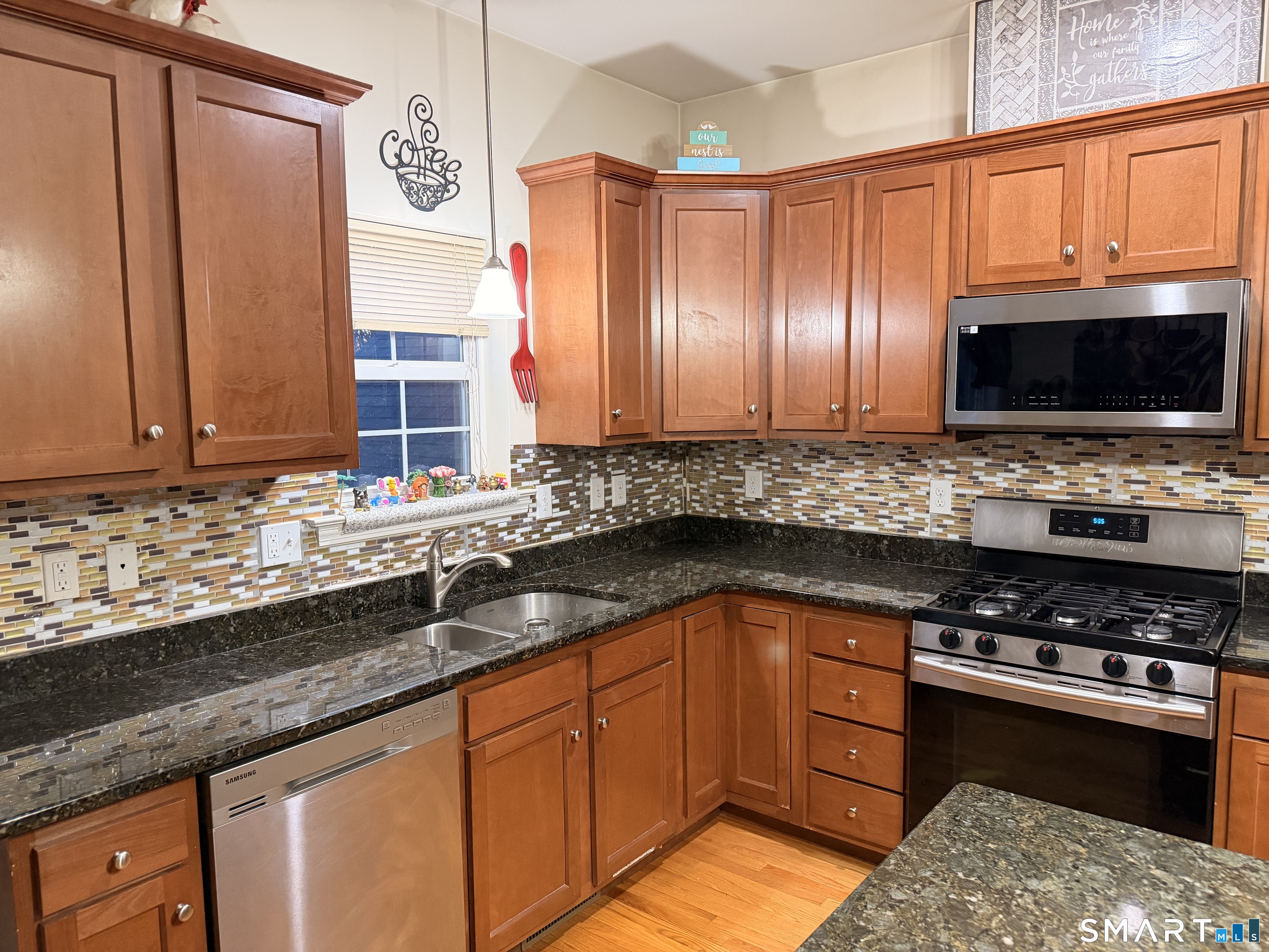 Homes for sale in South Windsor, CT | 19 Lexie Ln #19, South Windsor, CT 06074 | MLS# 24160681