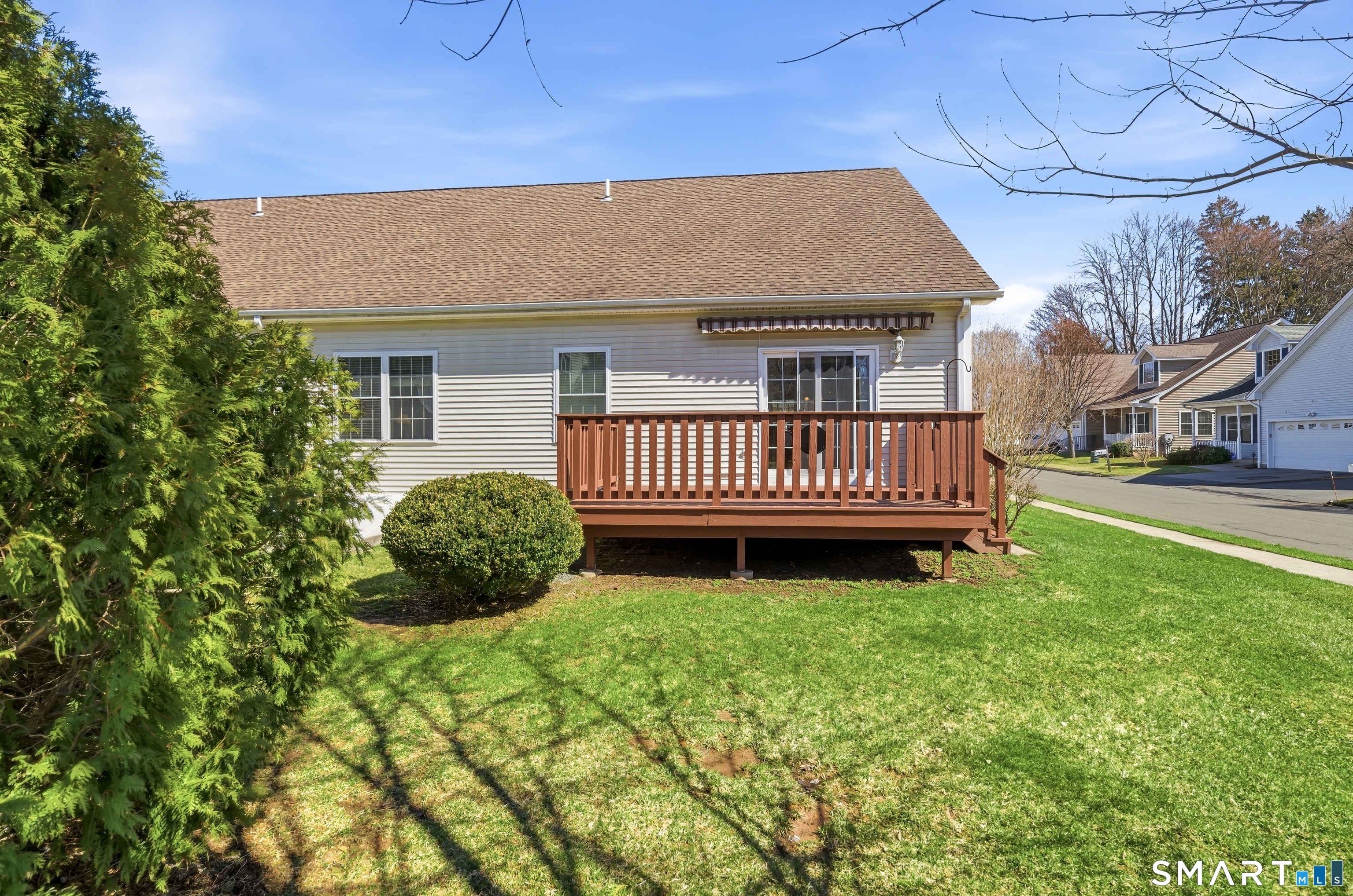 Homes for sale in Glastonbury, CT | 1 Fairfield Ct #1, Glastonbury, CT 06033 | MLS# 24160696