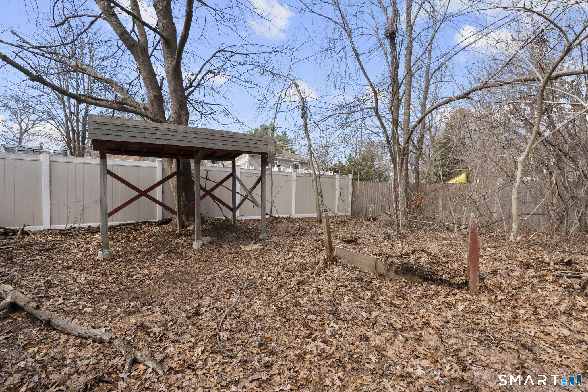 Homes for sale in Enfield, CT | 17 Dune Rd, Enfield, CT 06082 | MLS# 24149584