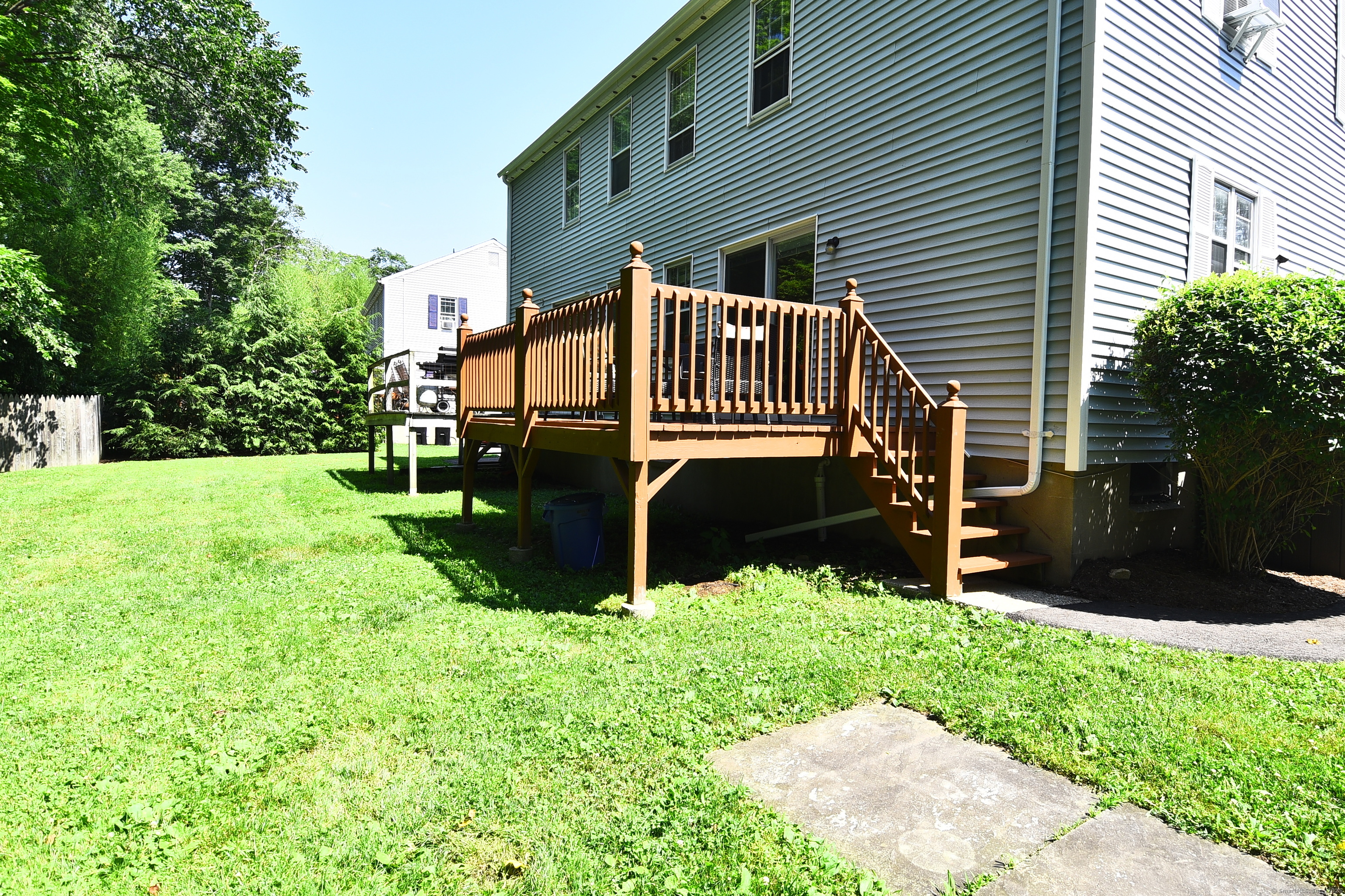 84 Parade Hill, New Canaan, 06840, 3 Bedrooms Bedrooms, 0 ,1 BathroomBathrooms,Condo/co-op For Sale,For Sale,Parade Hill,0,24160793