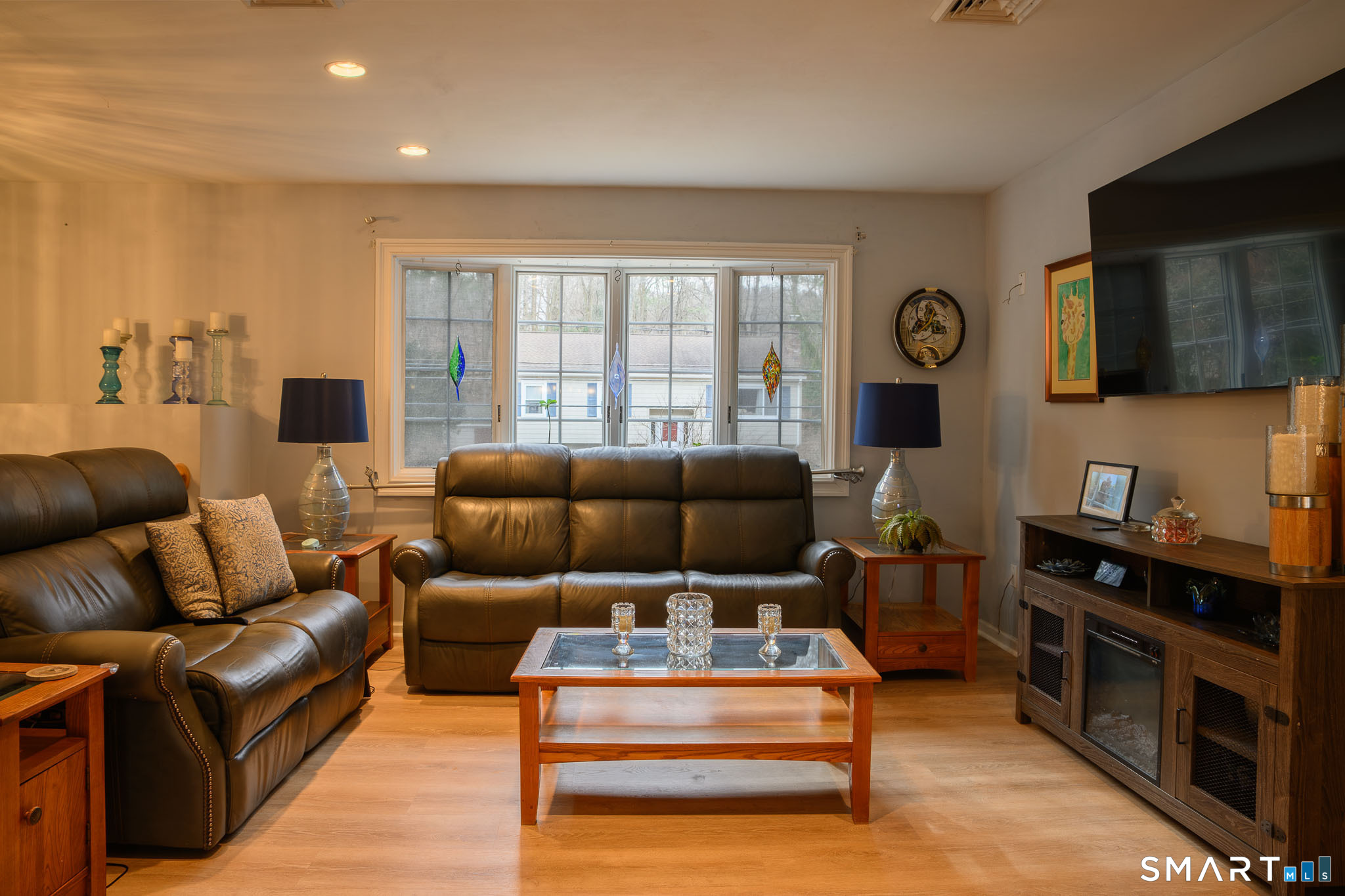 Homes for sale in Bethel, CT | 8B Kayview Ave, Bethel, CT 06801 | MLS# 24150016