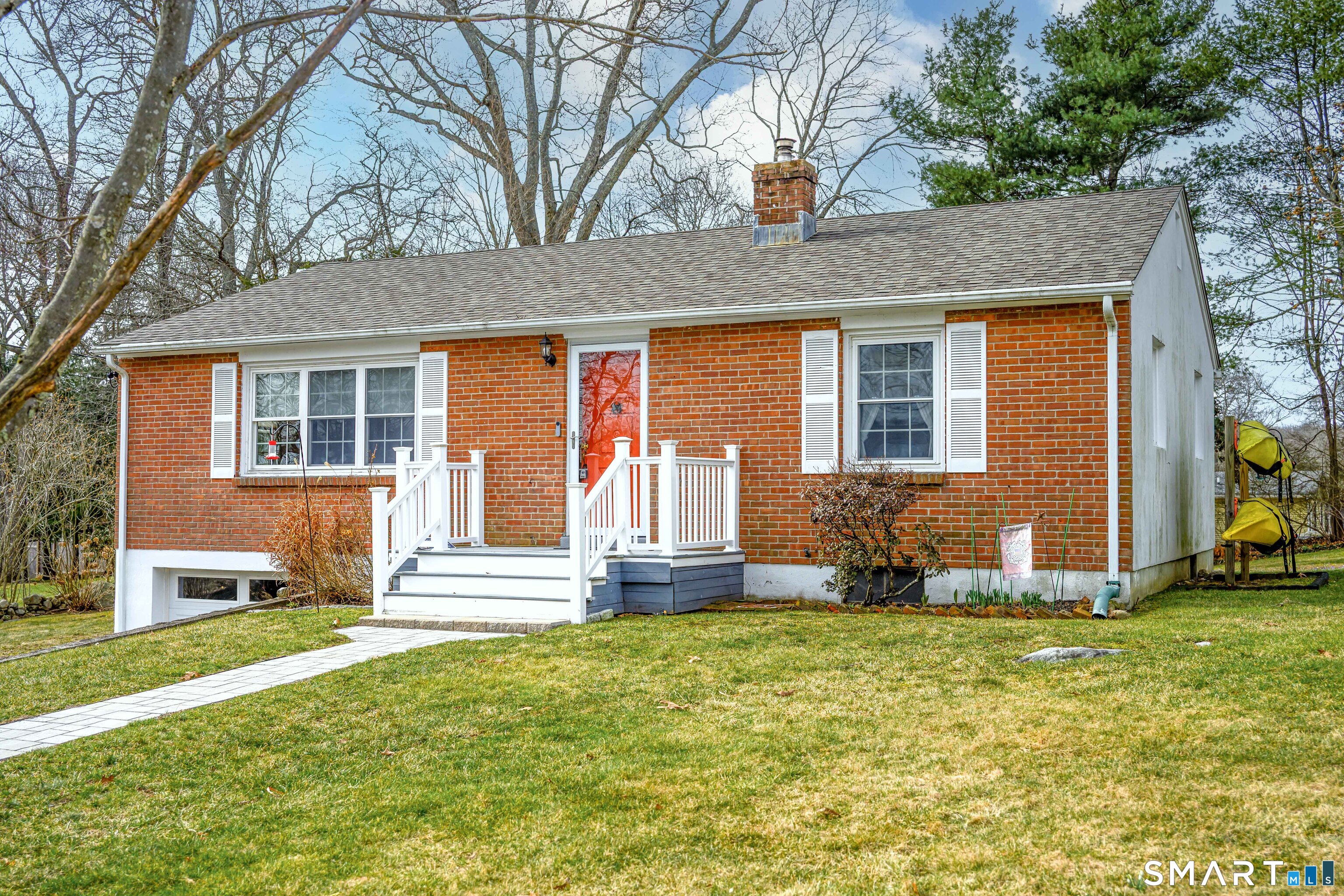 Homes for sale in Old Saybrook, CT | 9 2nd Ave, Old Saybrook, CT 06475 | MLS# 24159117