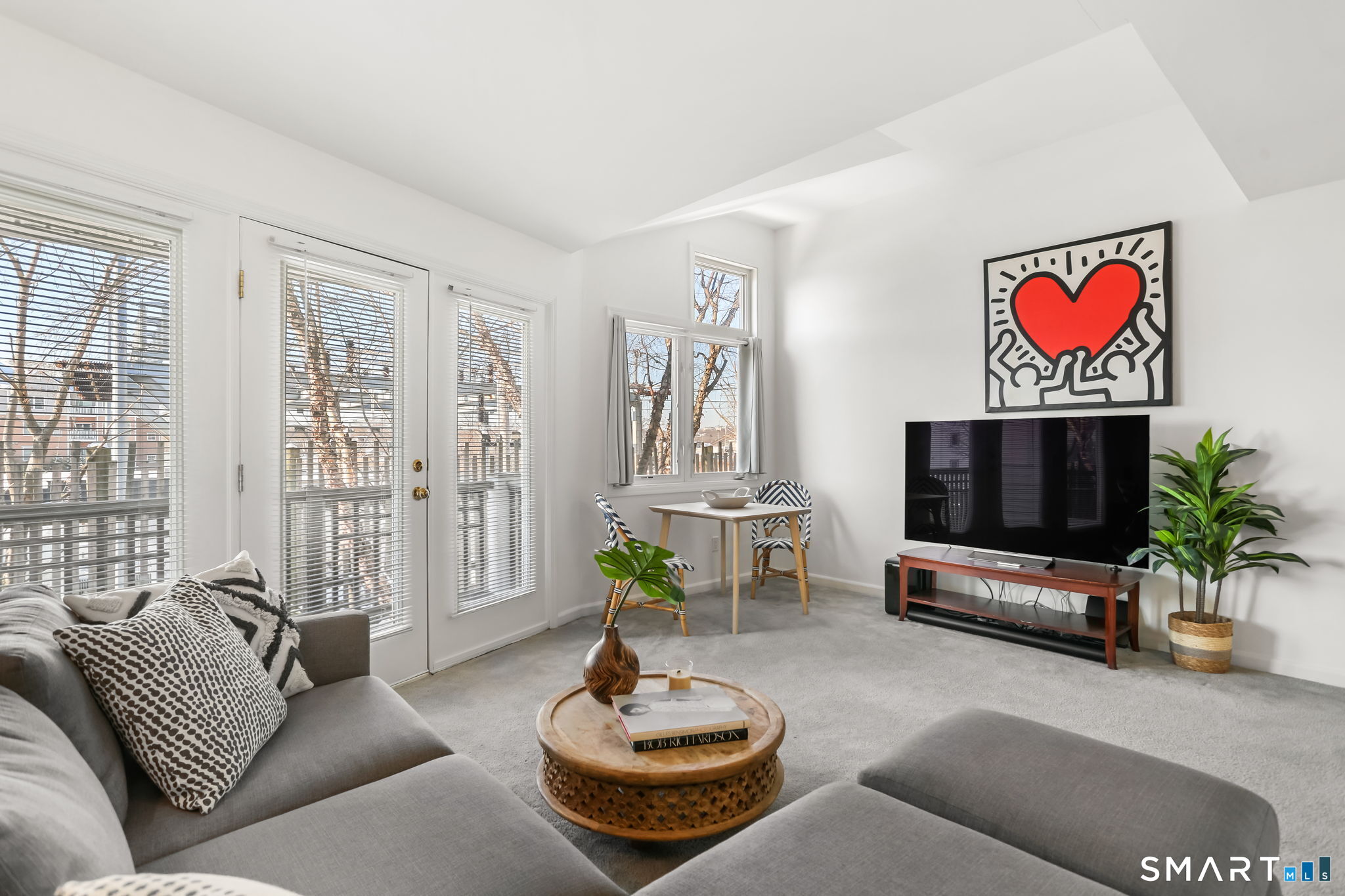 Homes for sale in Bridgeport, CT | 3250 Fairfield Ave #APT 302, Bridgeport, CT 06605 | MLS# 24160872