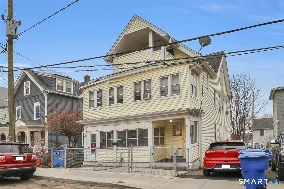 Homes for sale in Waterbury, CT | 23 Summer St, Waterbury, CT 06704 | MLS# 24160812