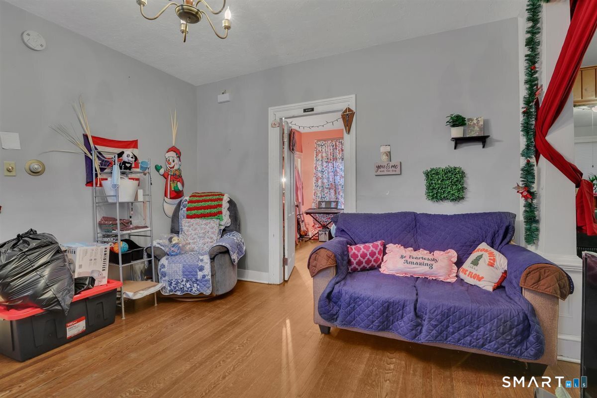 Homes for sale in Waterbury, CT | 23 Summer St, Waterbury, CT 06704 | MLS# 24160812