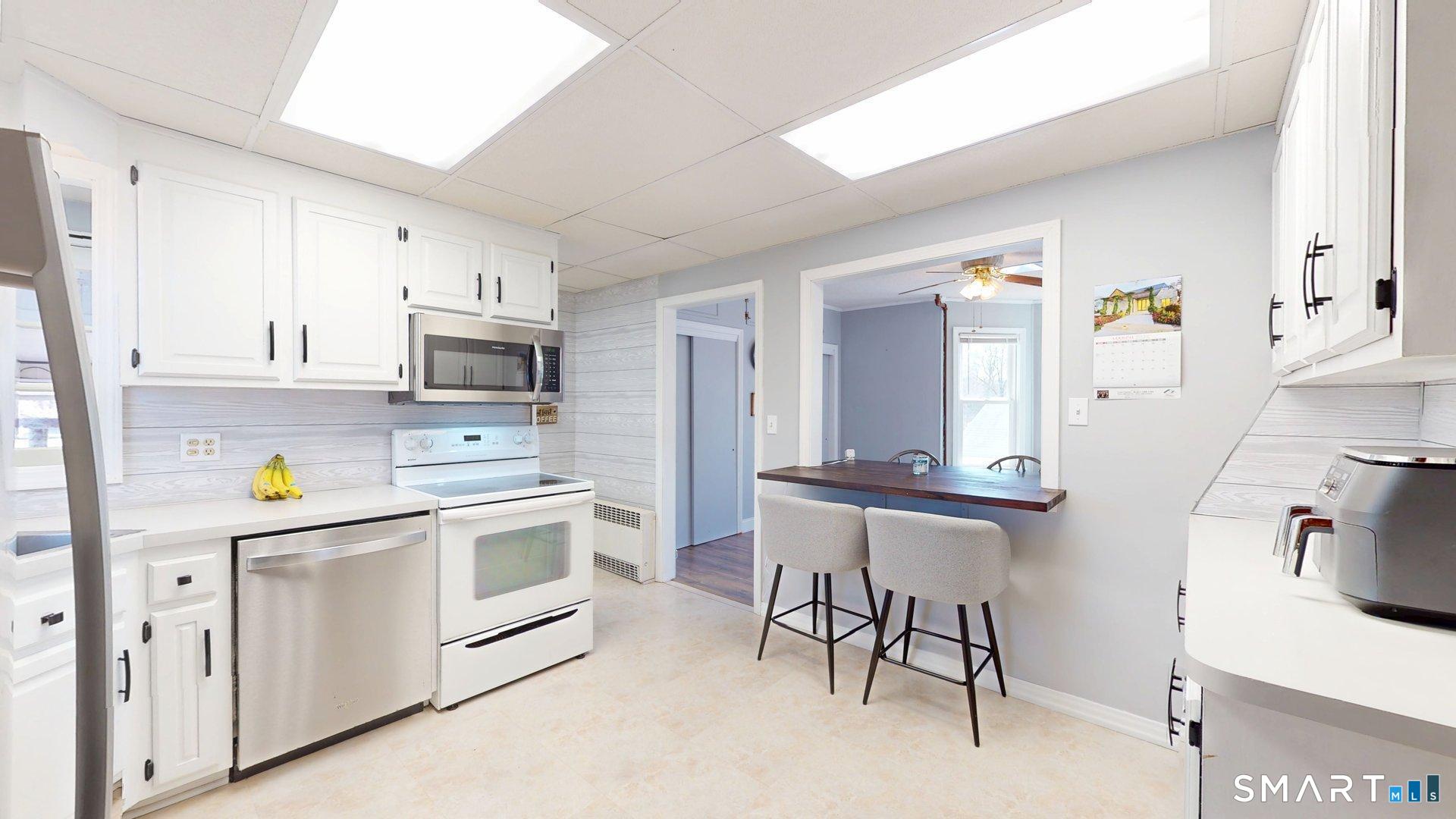 Homes for sale in Manchester, CT | 444 Hilliard St, Manchester, CT 06042 | MLS# 24159253