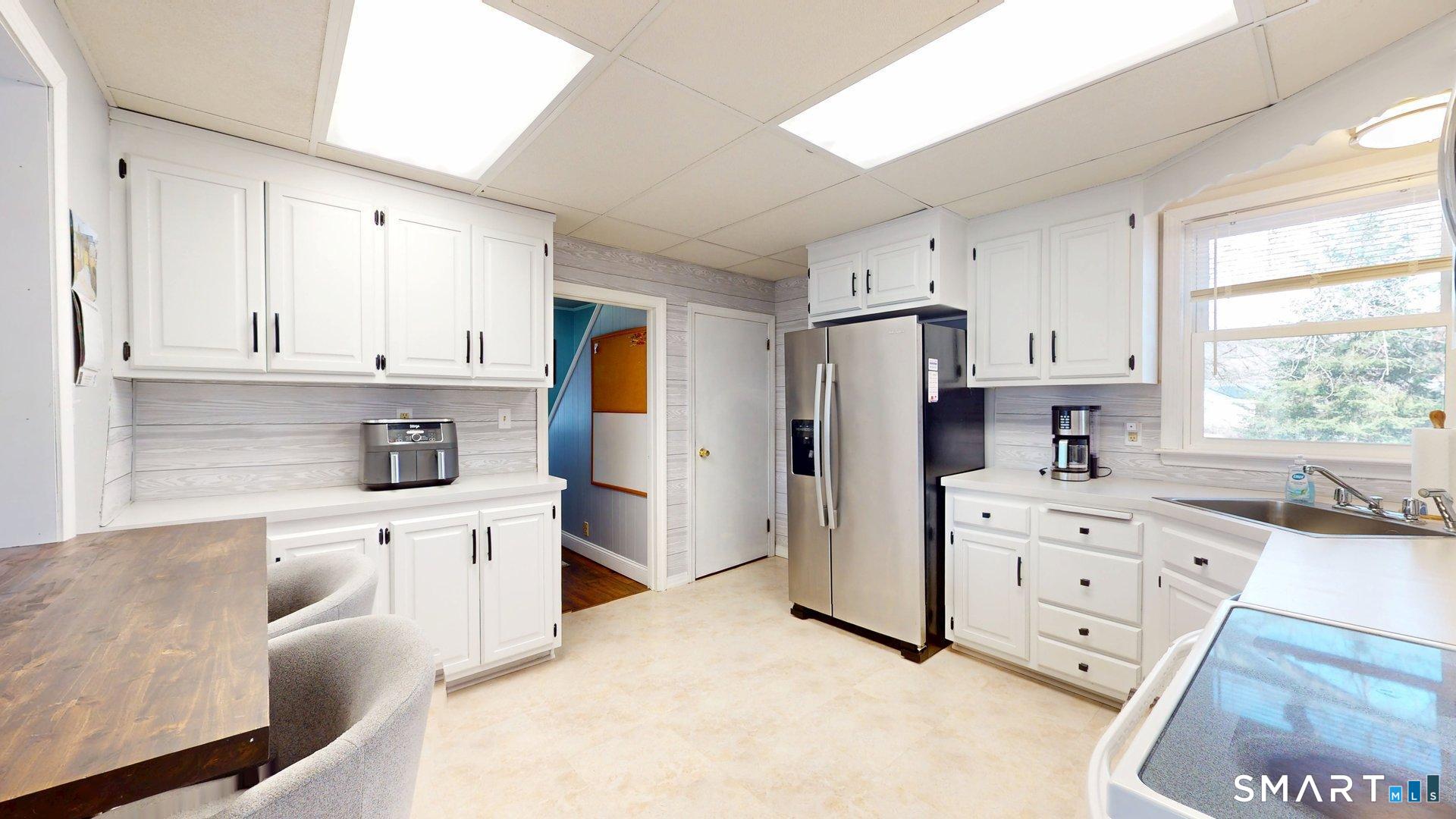 Homes for sale in Manchester, CT | 444 Hilliard St, Manchester, CT 06042 | MLS# 24159253