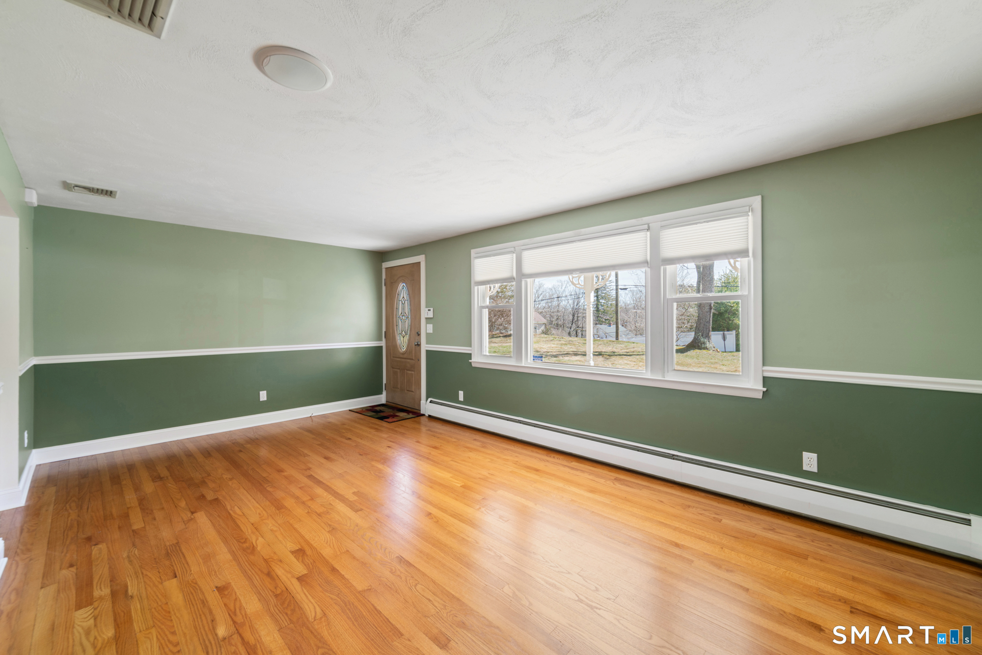 Homes for sale in North Haven, CT | 531 Clintonville Rd, North Haven, CT 06473 | MLS# 24157972