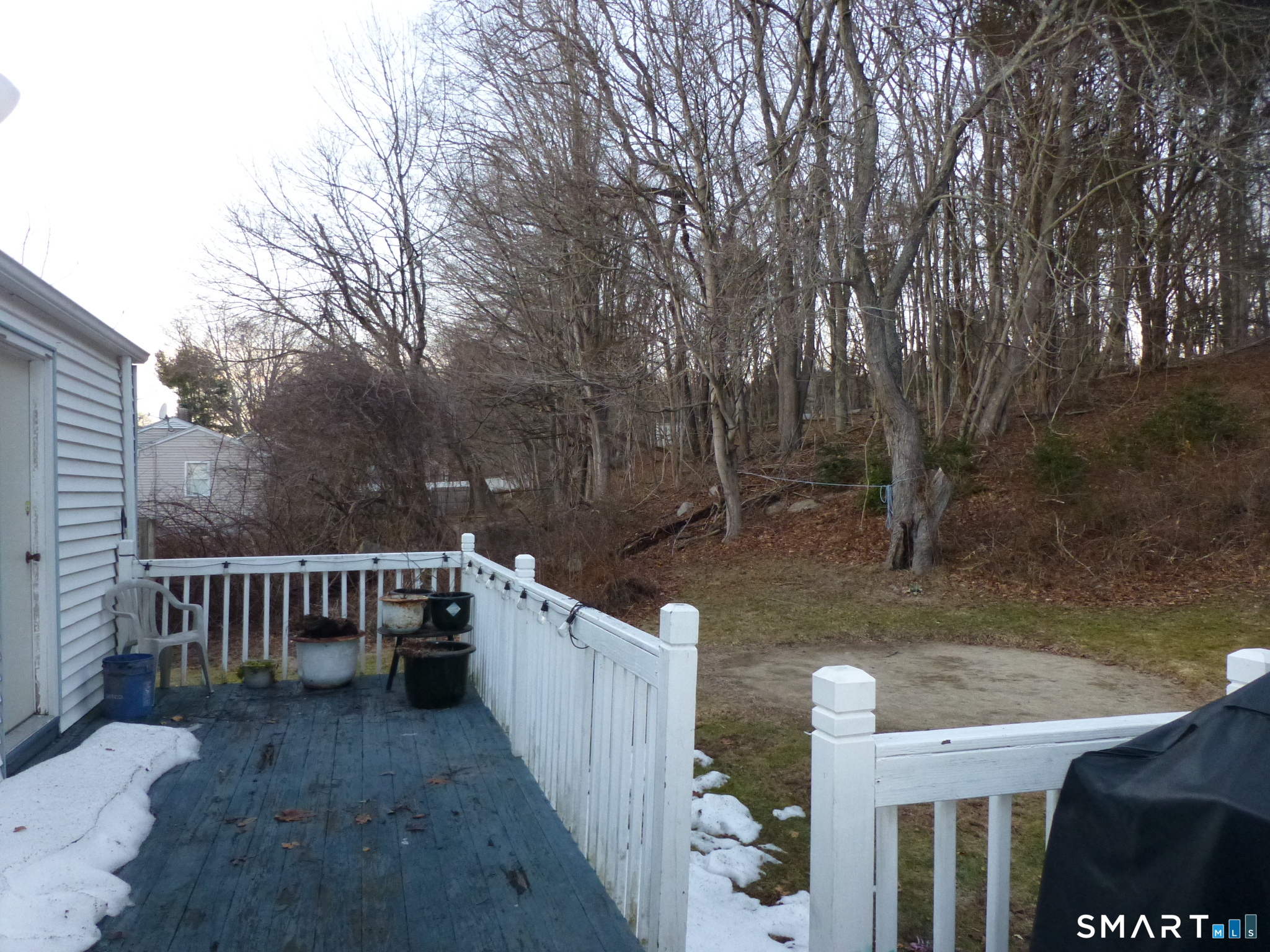 Homes for sale in Waterford, CT | 593 Mohegan Avenue Pkwy, Waterford, CT 06375 | MLS# 24156858