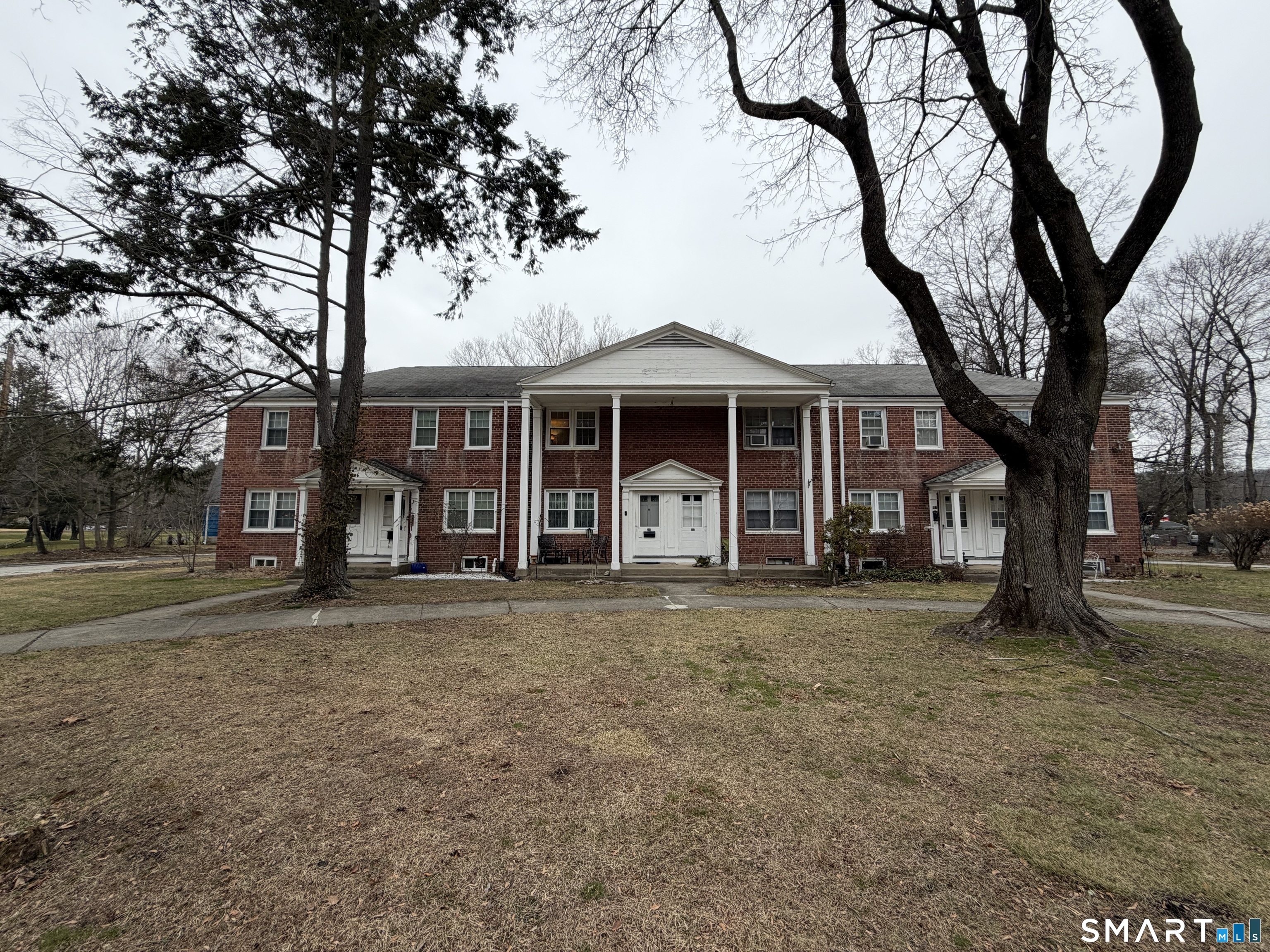 Homes for sale in Naugatuck, CT | 18 Bridge St #APT 2C, Naugatuck, CT 06770 | MLS# 24160689