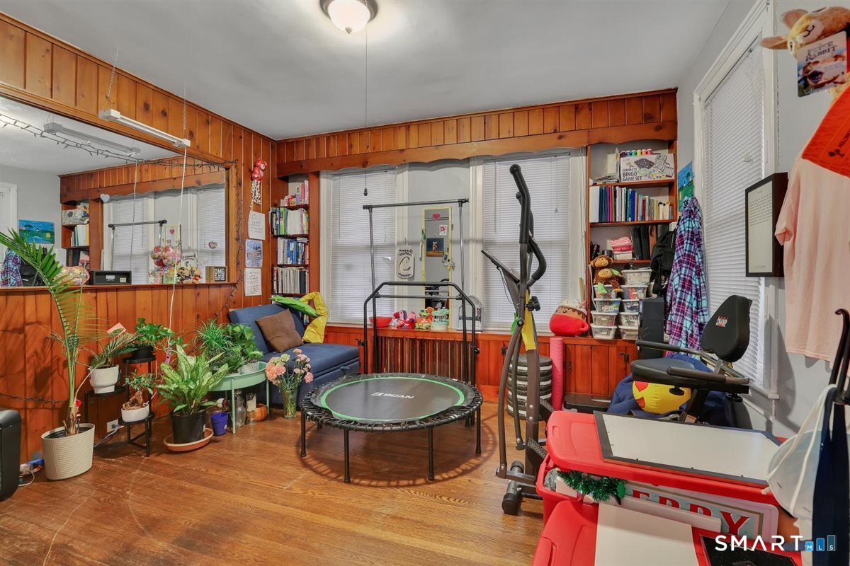 Homes for sale in Waterbury, CT | 23 Summer St, Waterbury, CT 06704 | MLS# 24160812