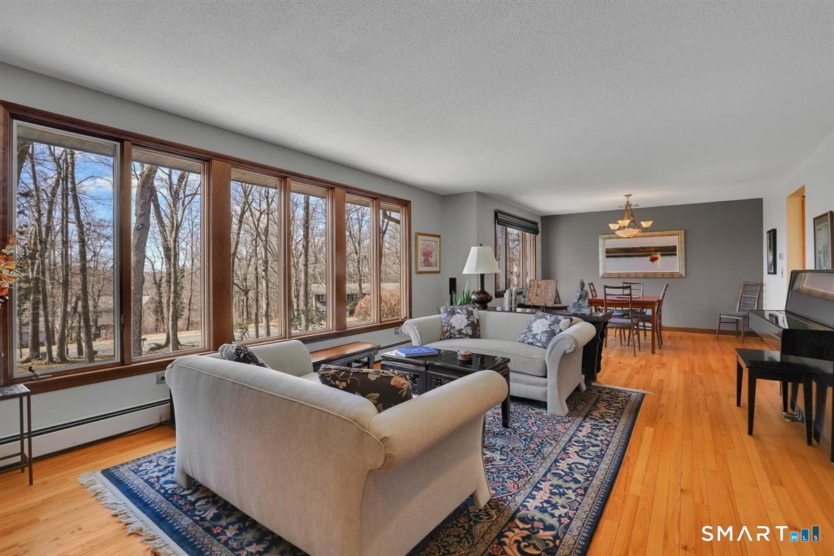 Homes for sale in Manchester, CT | 179 Blue Ridge Dr, Manchester, CT 06040 | MLS# 24160563