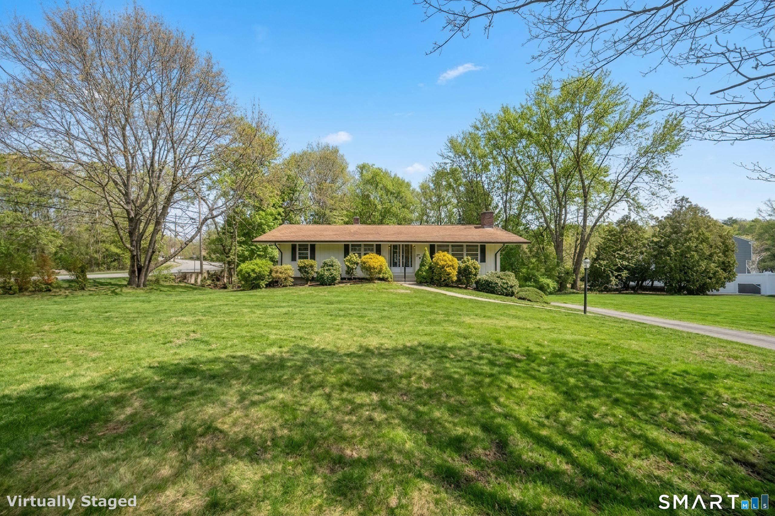 Homes for sale in Guilford, CT | 296 Valley Shores Dr, Guilford, CT 06437 | MLS# 24160582