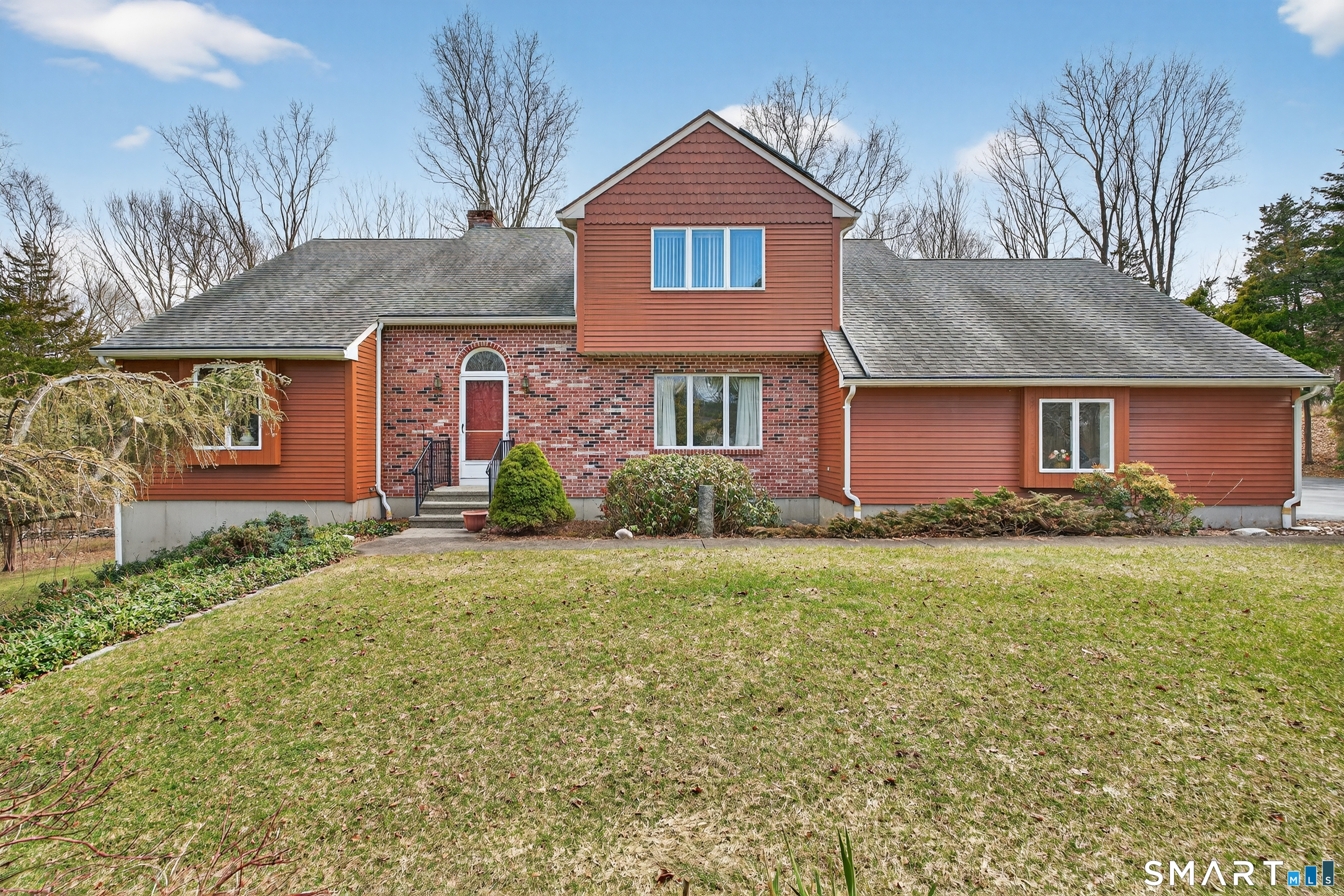 Homes for sale in Salem, CT | 33 Valley Dr, Salem, CT 06420 | MLS# 24160900