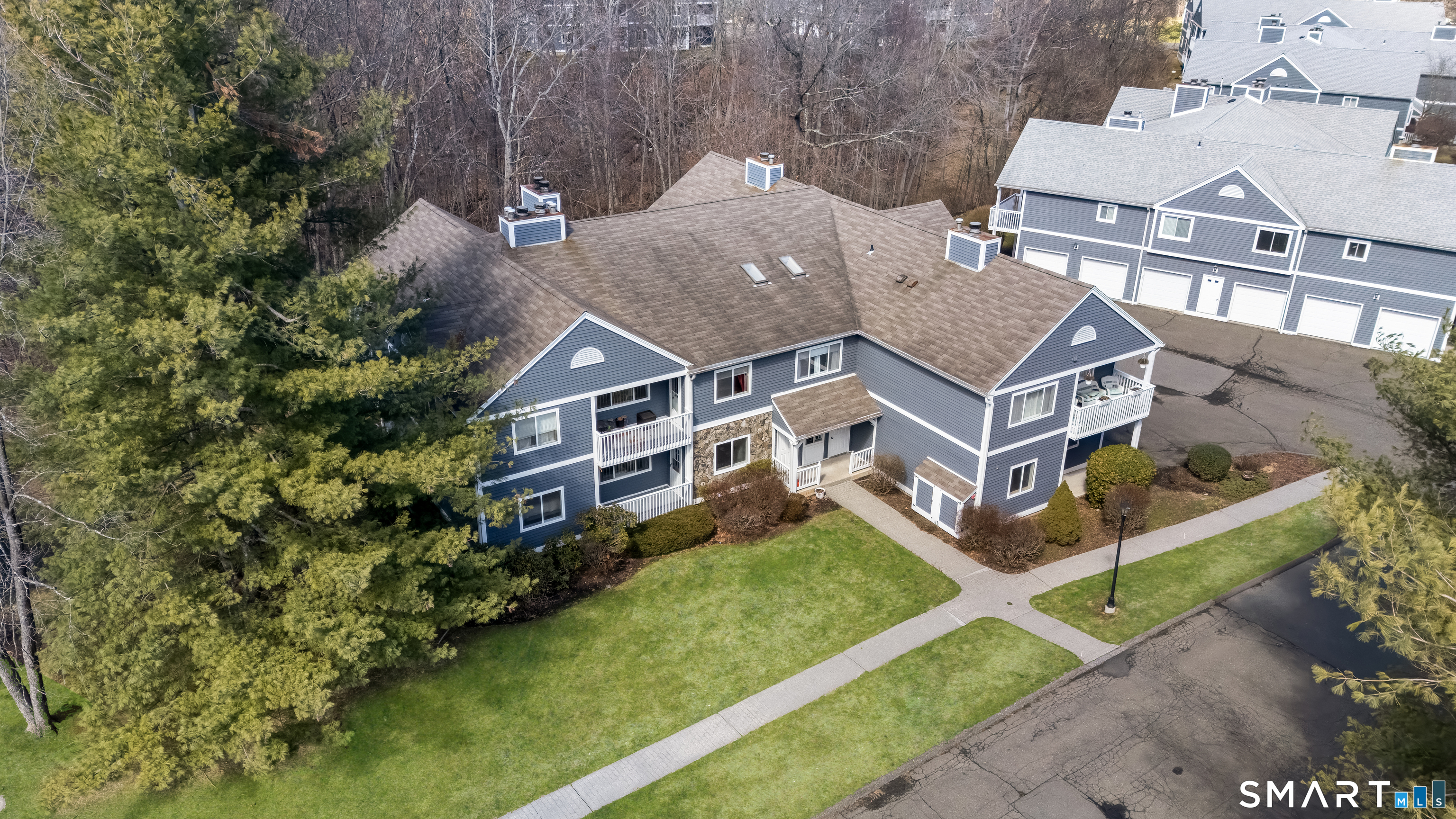 Homes for sale in Monroe, CT | 208 Windgate Cir #D, Monroe, CT 06468 | MLS# 24159458