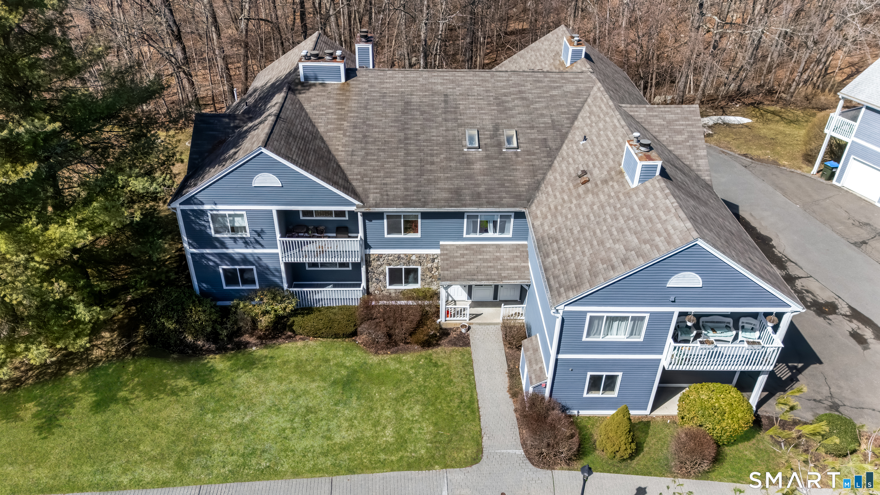 Homes for sale in Monroe, CT | 208 Windgate Cir #D, Monroe, CT 06468 | MLS# 24159458