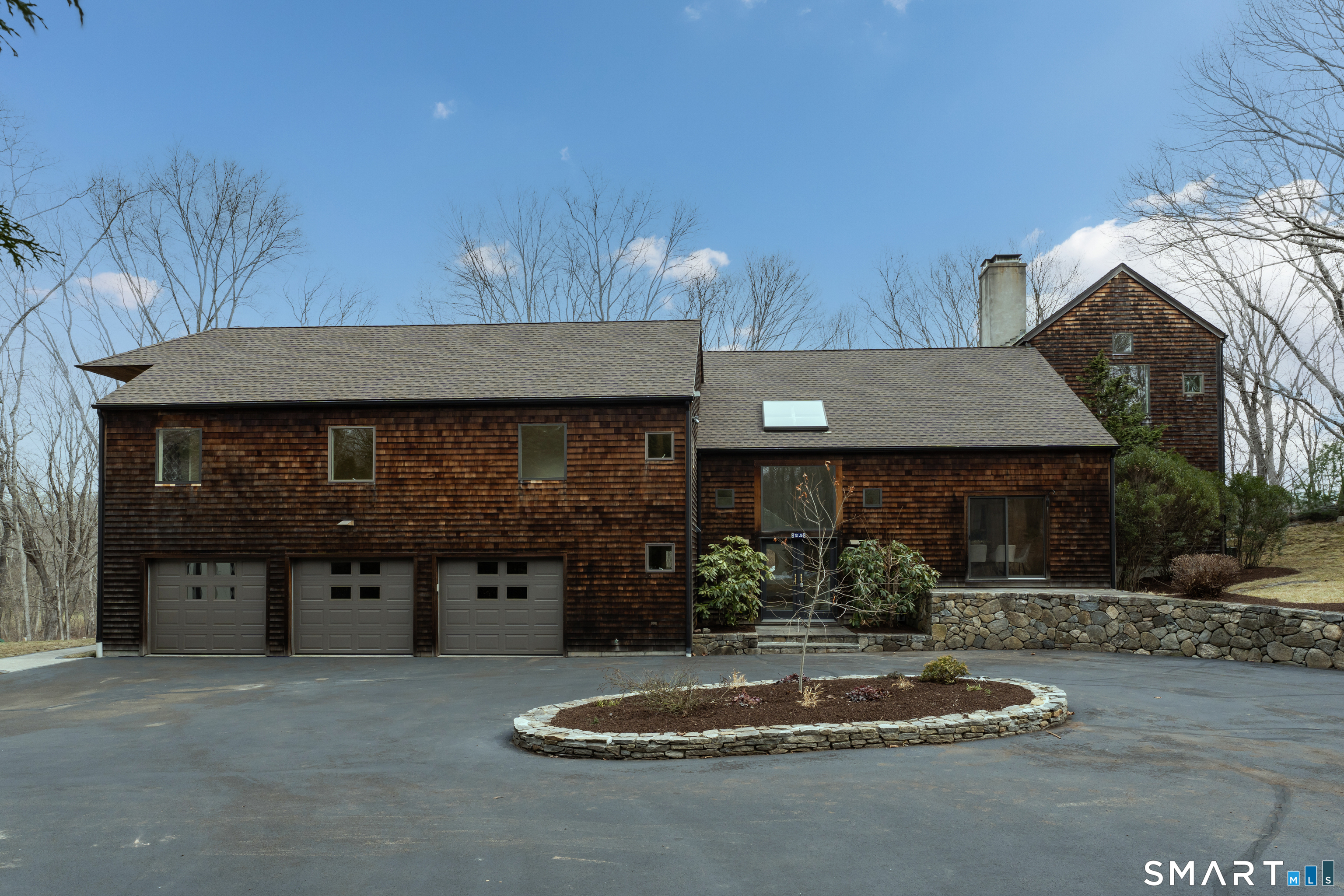 Homes for sale in Guilford, CT | 25 Sullivan Dr, Guilford, CT 06437 | MLS# 24150399