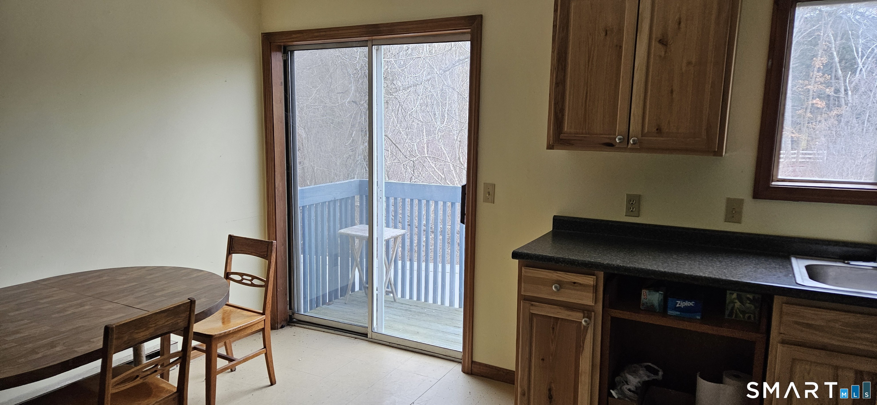 Homes for sale in Waterbury, CT | 168 Mulloy Rd #APT 10, Waterbury, CT 06705 | MLS# 24160917