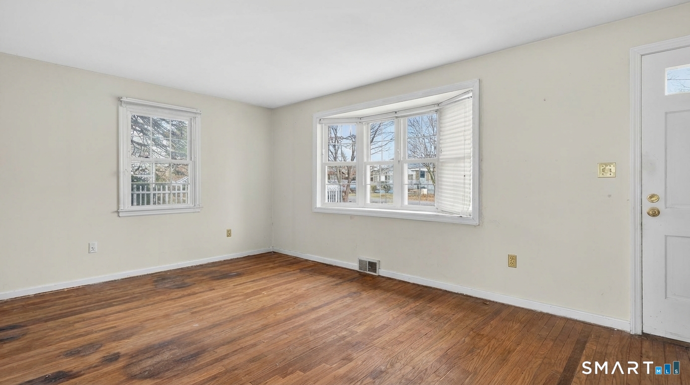 Homes for sale in Milford, CT | 98 Oregon Ave S, Milford, CT 06460 | MLS# 24160313