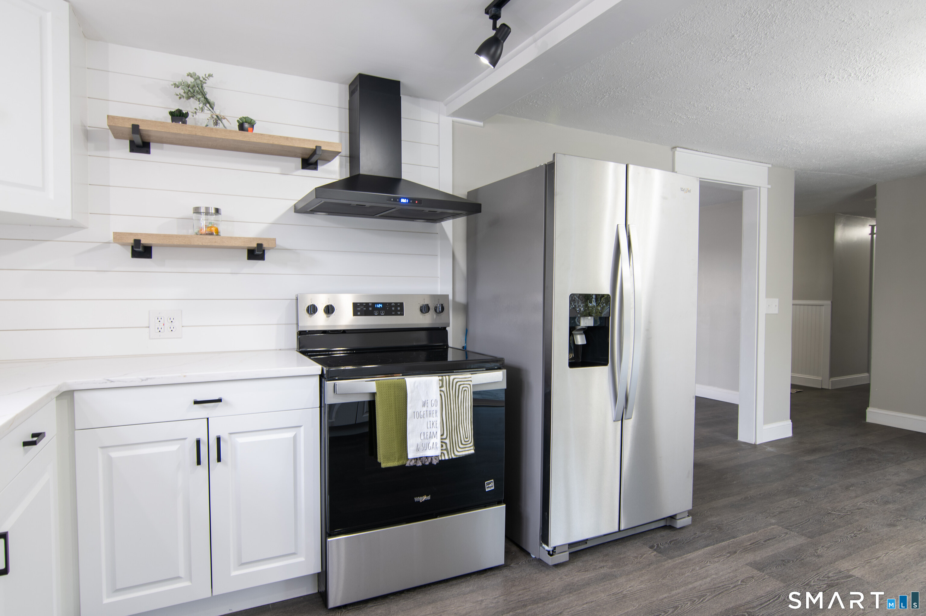 Homes for sale in Thompson, CT | 2 Mary Rd, Thompson, CT 06277 | MLS# 24160753