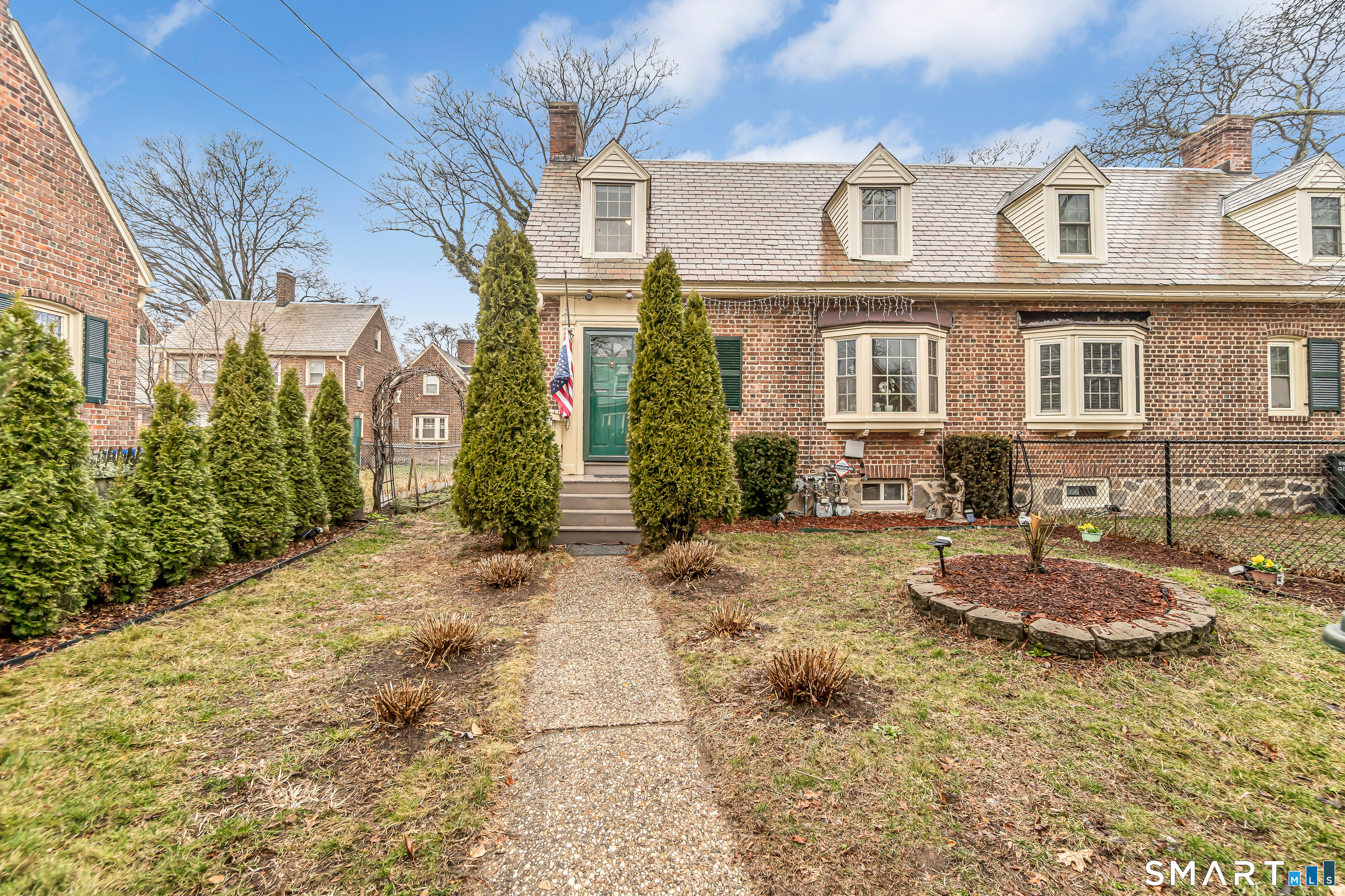 Homes for sale in Bridgeport, CT | 16 Cole St, Bridgeport, CT 06604 | MLS# 24161077