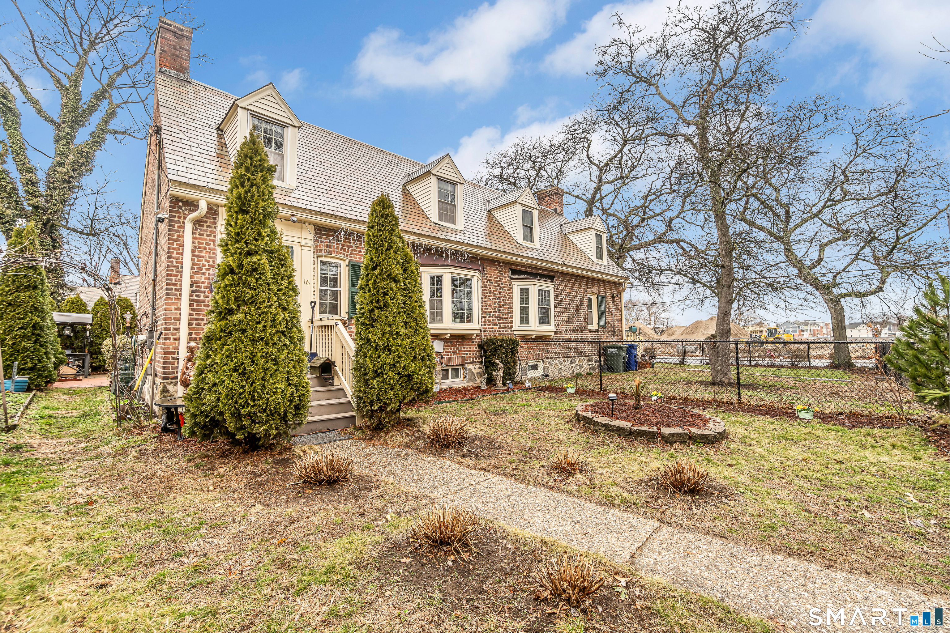 Homes for sale in Bridgeport, CT | 16 Cole St, Bridgeport, CT 06604 | MLS# 24161077