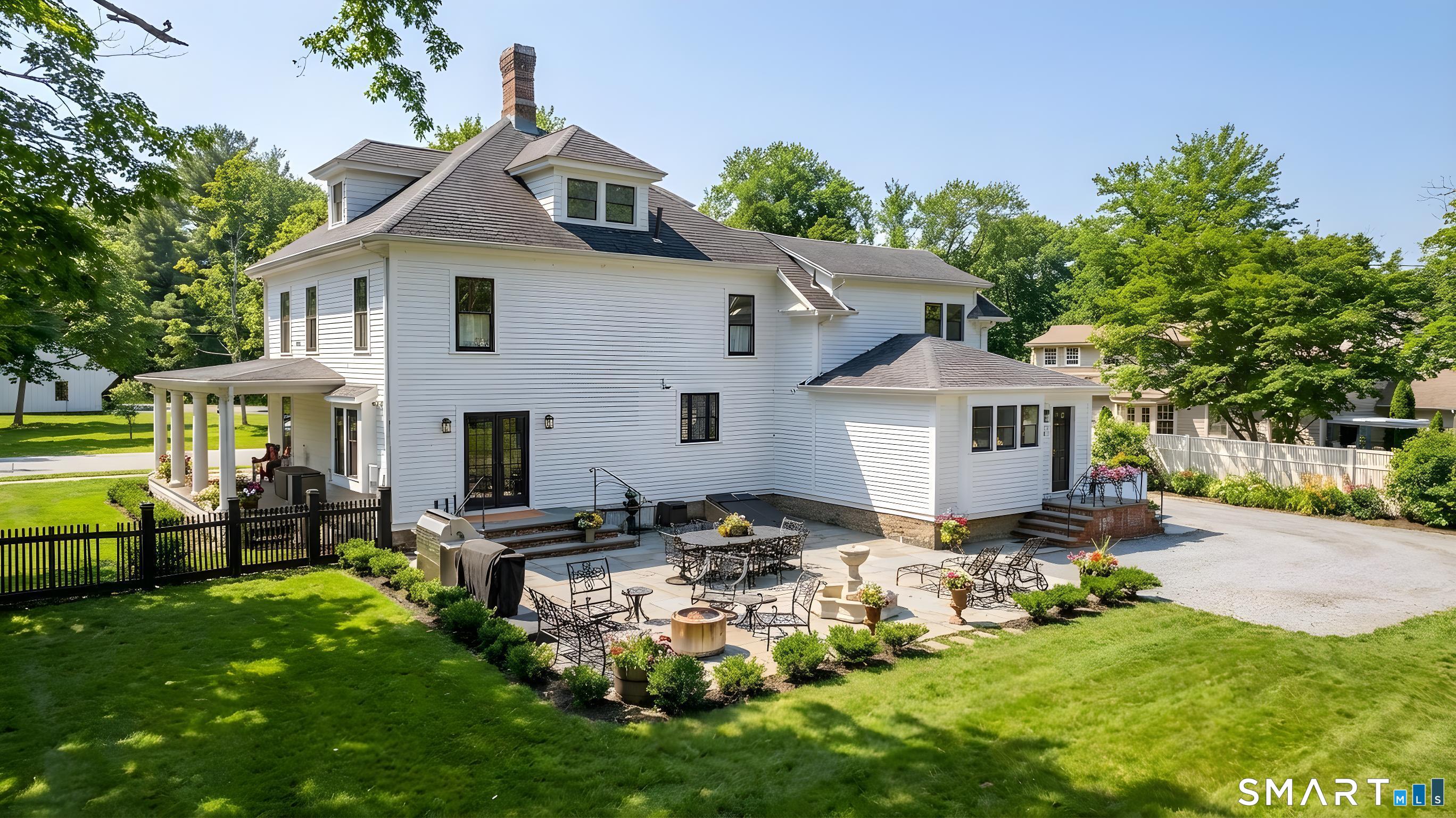 Homes for sale in Essex, CT | 101 N Main St, Essex, CT 06426 | MLS# 24160026