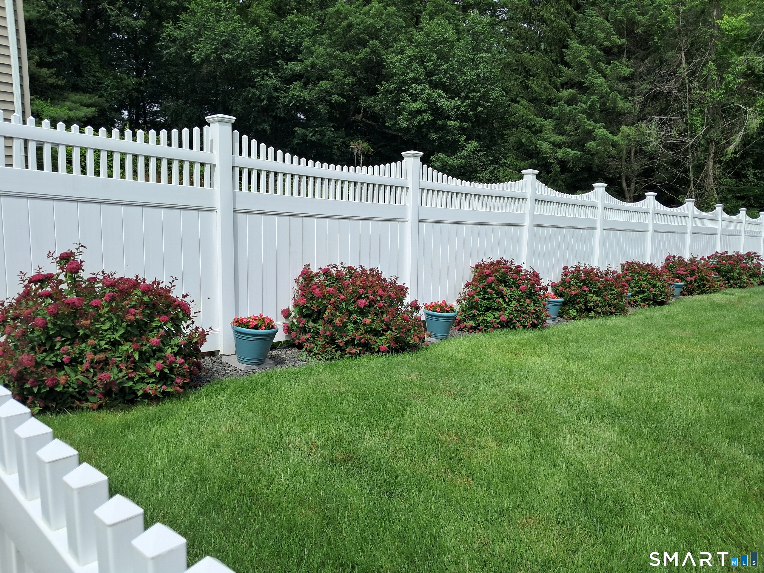 Homes for sale in Naugatuck, CT | 36 Stoneybrook Rd, Naugatuck, CT 06770 | MLS# 24159266