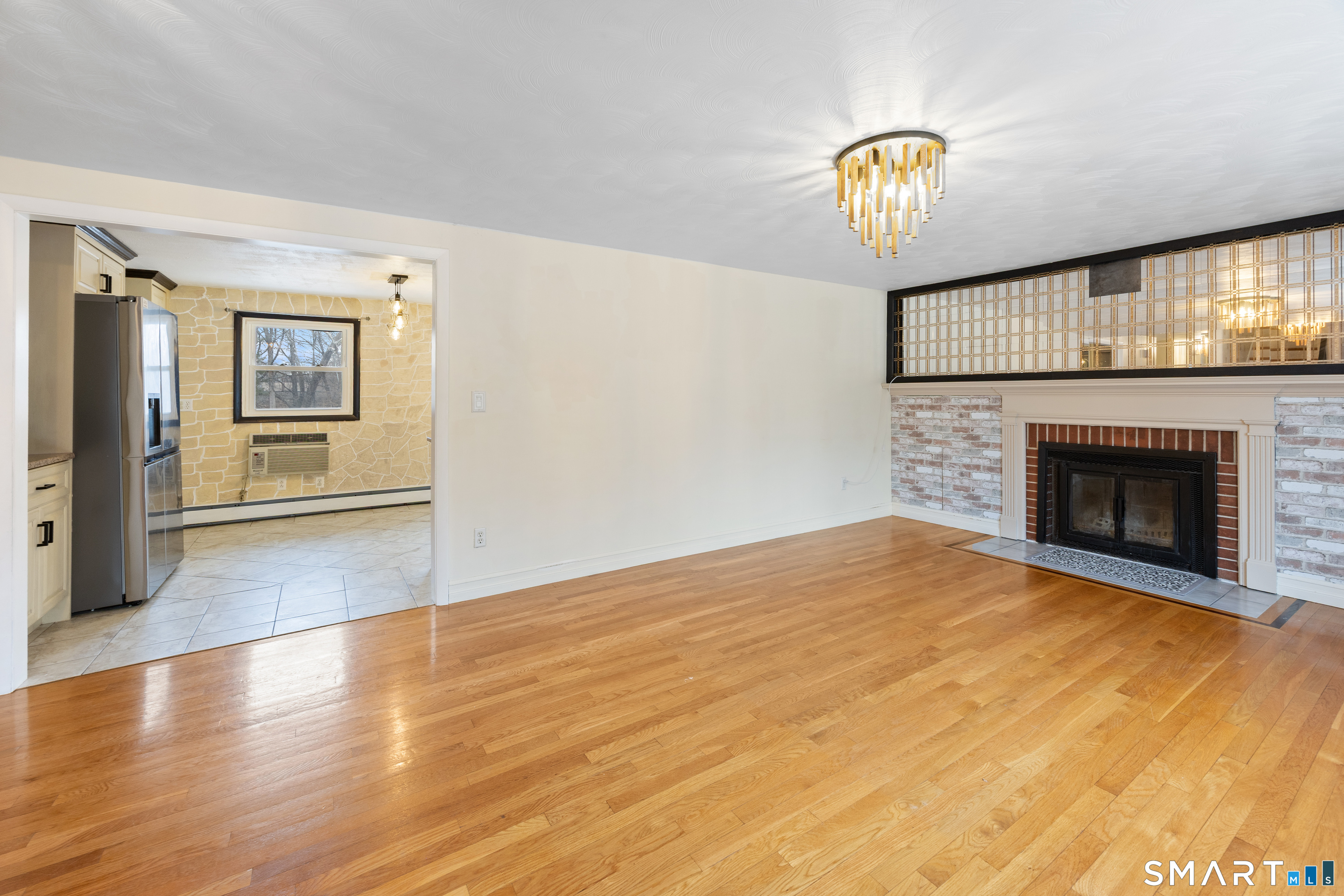 Homes for sale in Berlin, CT | 5 Burnham St, Berlin, CT 06037 | MLS# 24160825