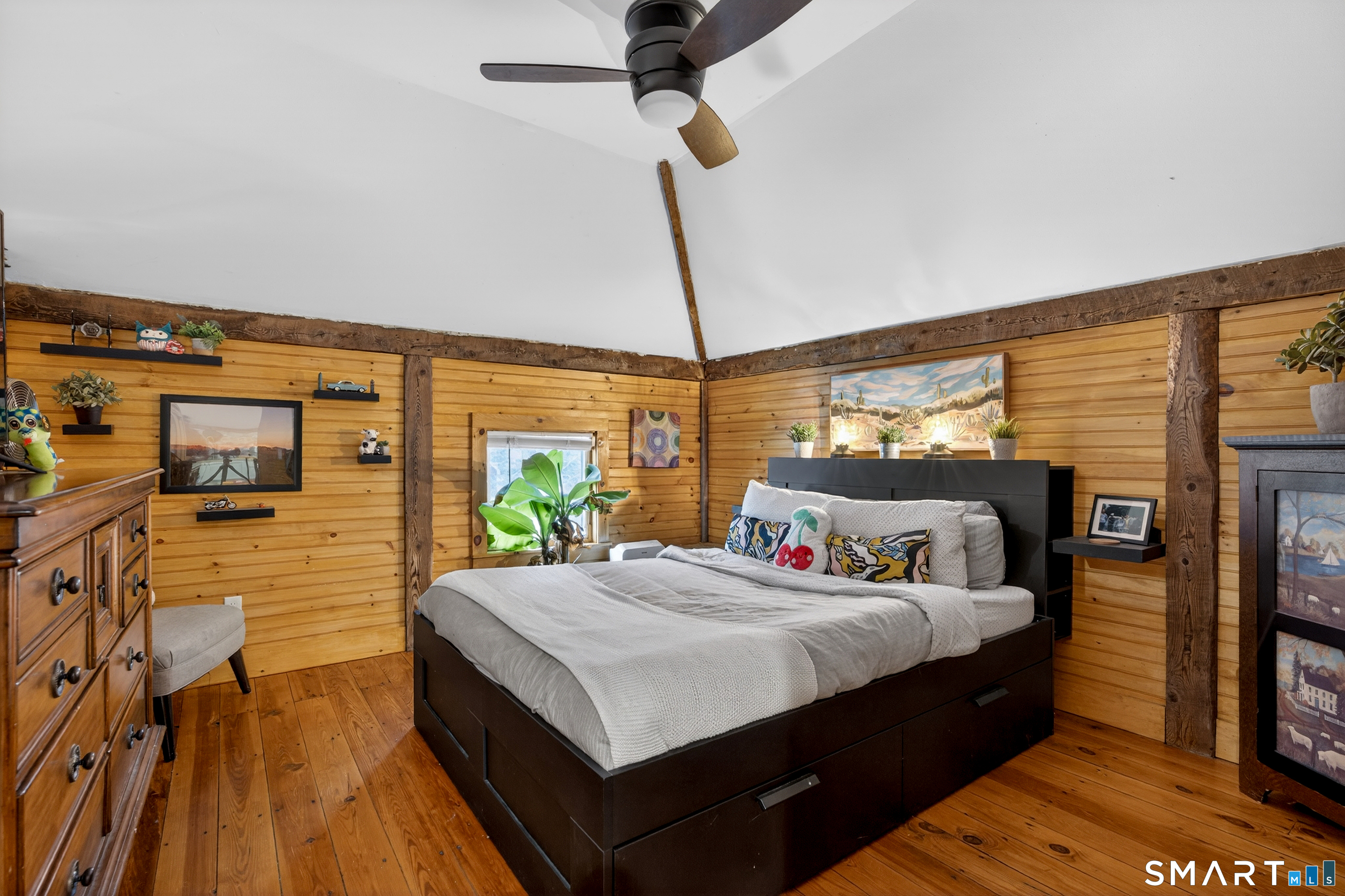 Homes for sale in Essex, CT | 101 N Main St, Essex, CT 06426 | MLS# 24160026