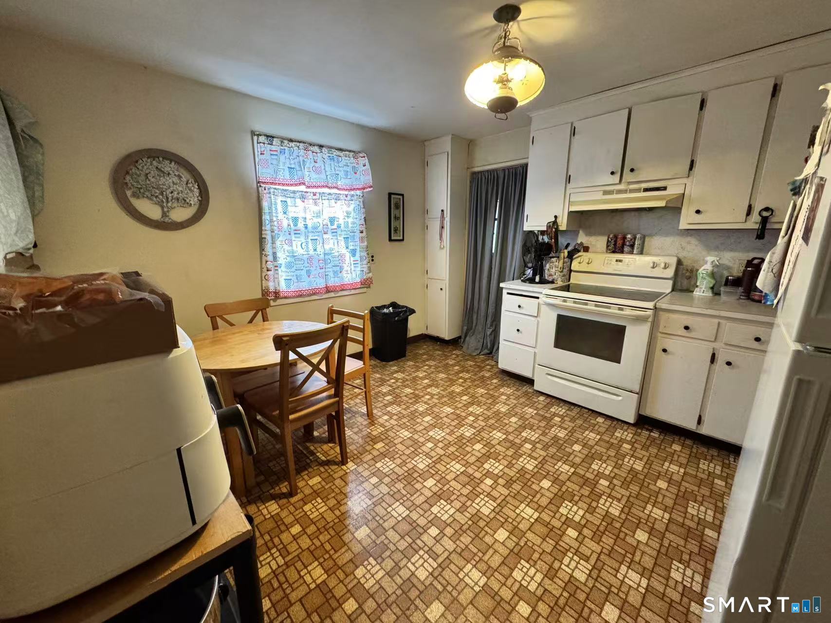 Homes for sale in New Britain, CT | 104 Alexander Rd, New Britain, CT 06053 | MLS# 24160762