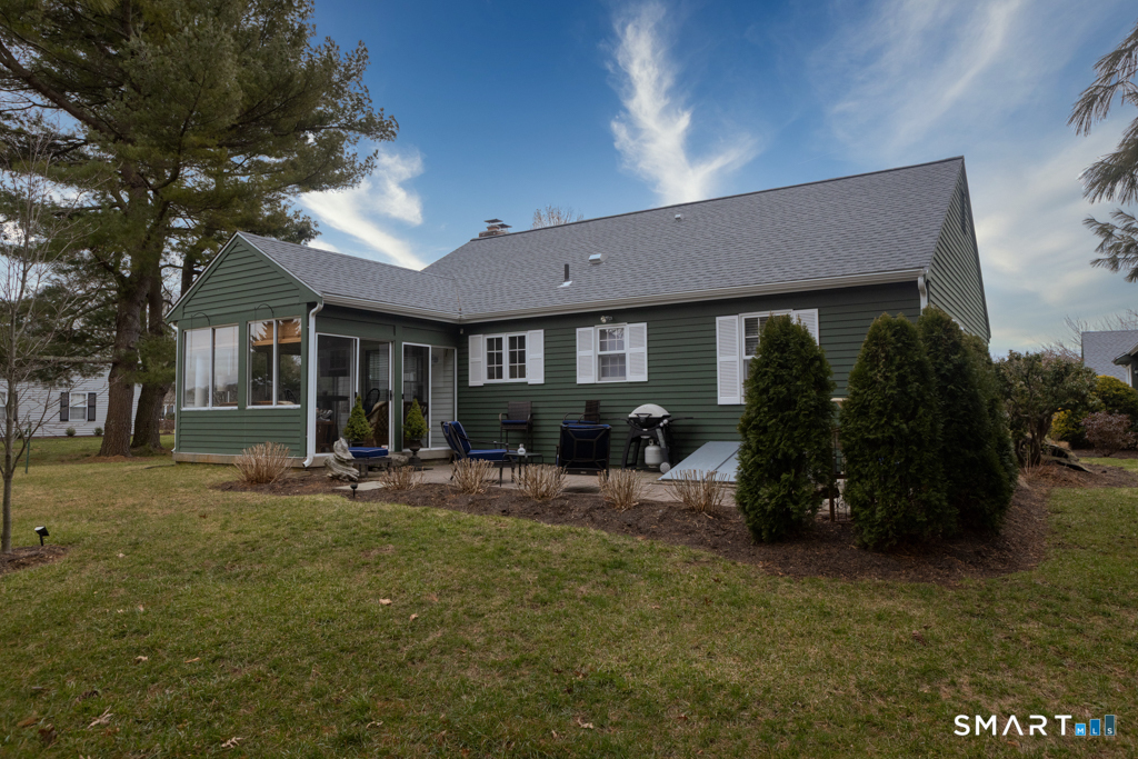 Homes for sale in Madison, CT | 10 Runnymede Ln #10, Madison, CT 06443 | MLS# 24160683