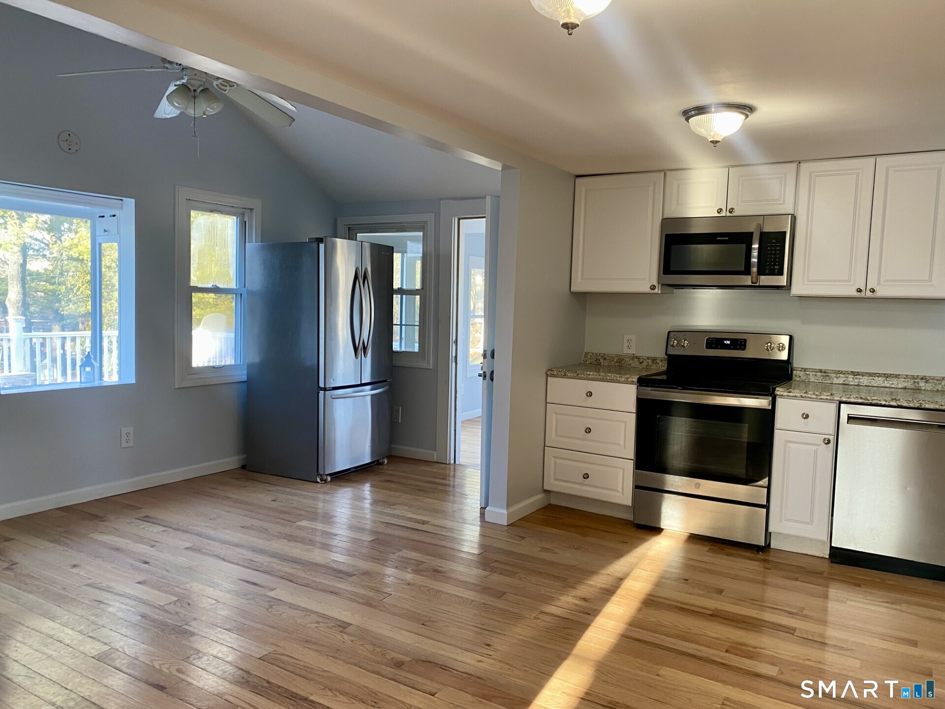 Homes for sale in Clinton, CT | 15 Baxter Rd, Clinton, CT 06413 | MLS# 24161242