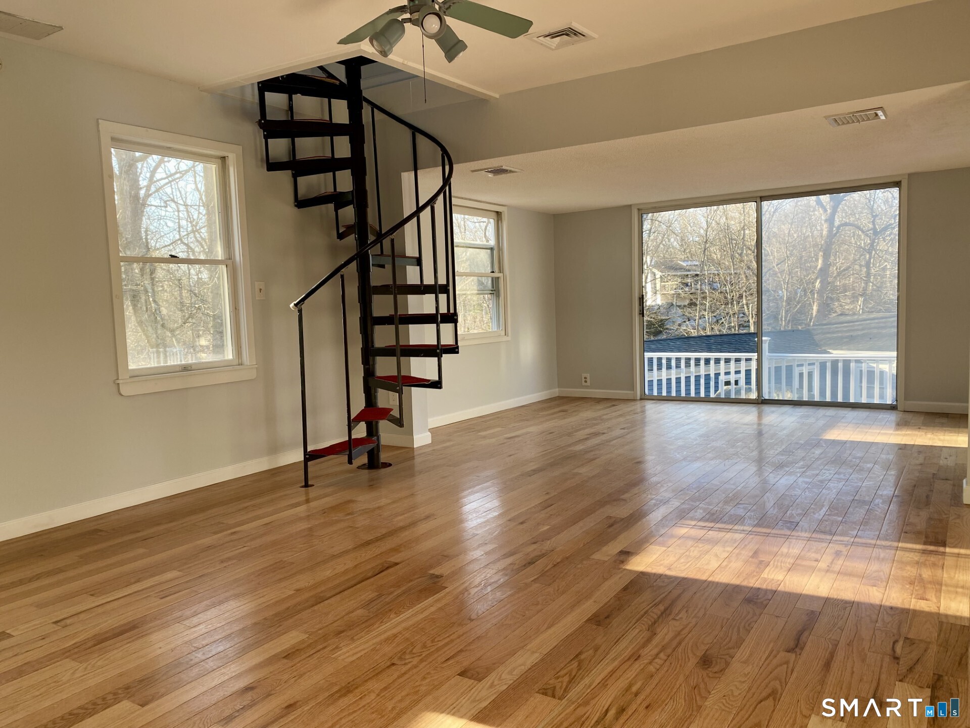 Homes for sale in Clinton, CT | 15 Baxter Rd, Clinton, CT 06413 | MLS# 24161242