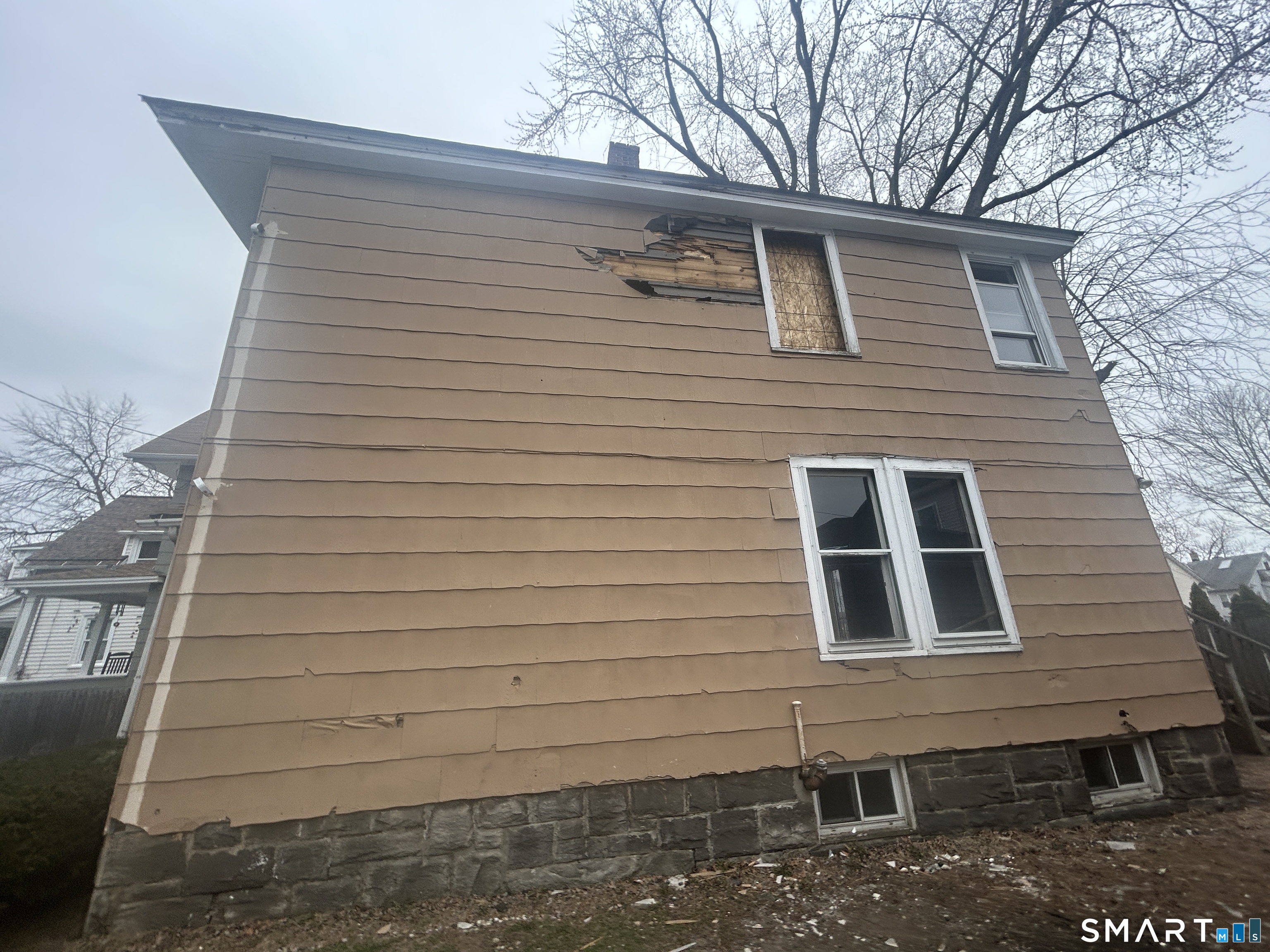 Homes for sale in Bridgeport, CT | 500 Dewey St, Bridgeport, CT 06605 | MLS# 24160998