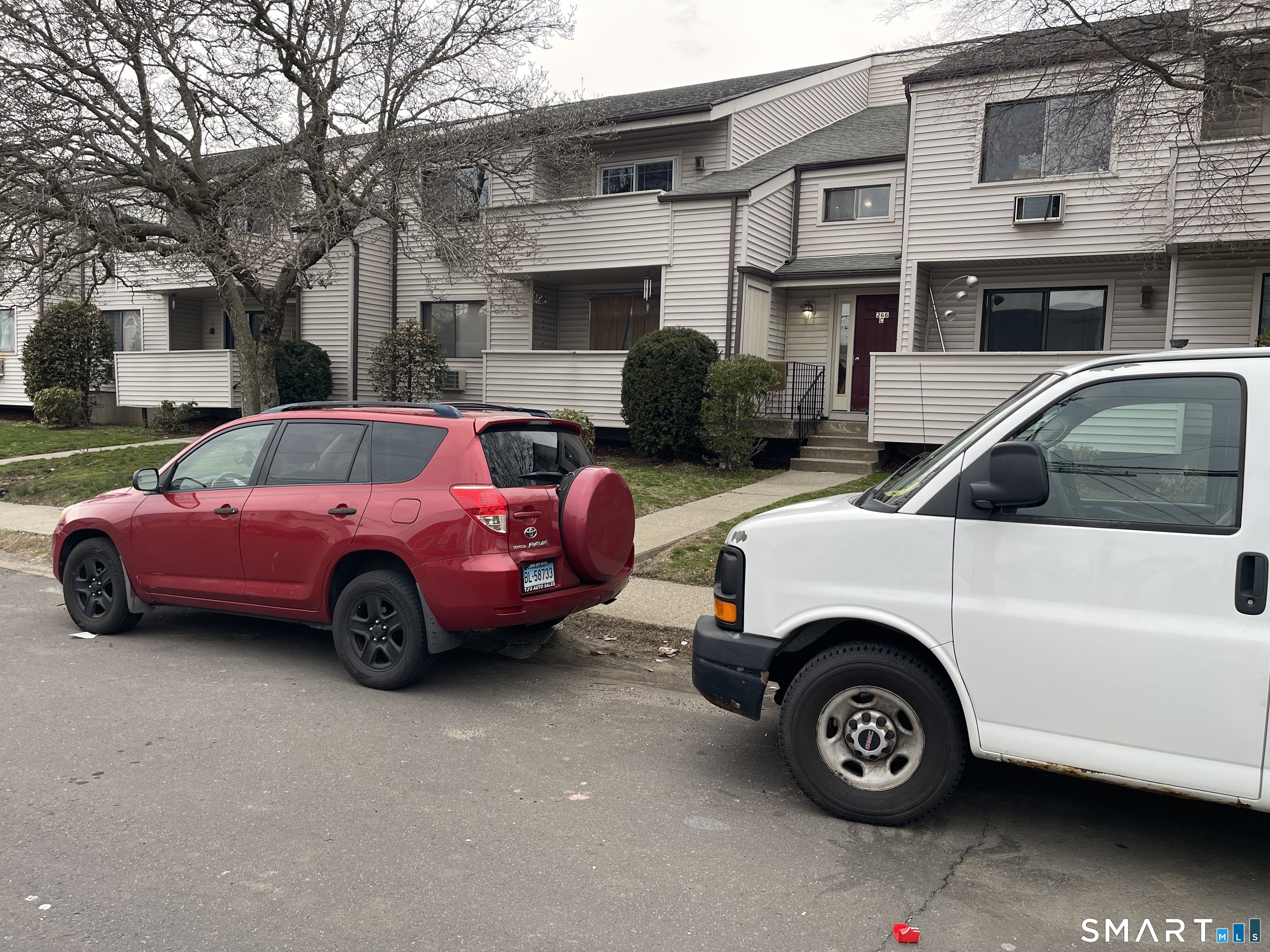 Homes for sale in Bridgeport, CT | 252 Harlem Ave #C4, Bridgeport, CT 06606 | MLS# 24161287