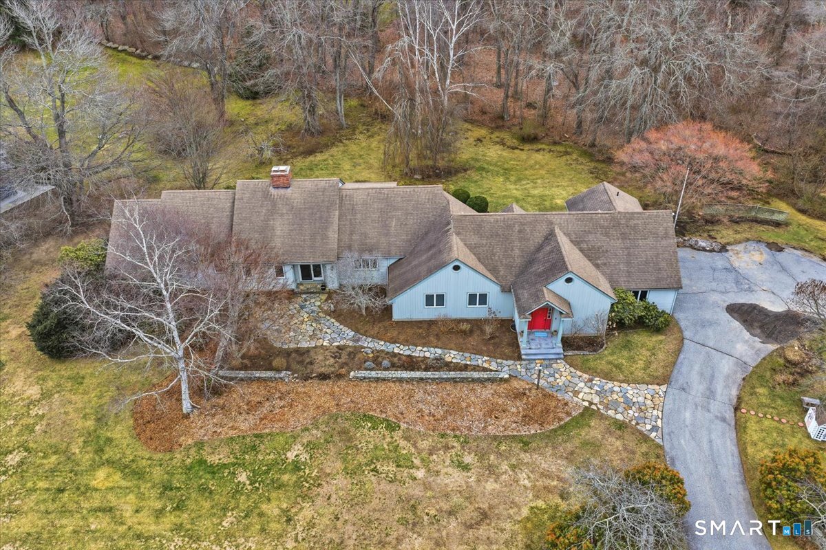 Homes for sale in Waterford, CT | 3 Westwood Dr, Waterford, CT 06385 | MLS# 24158871