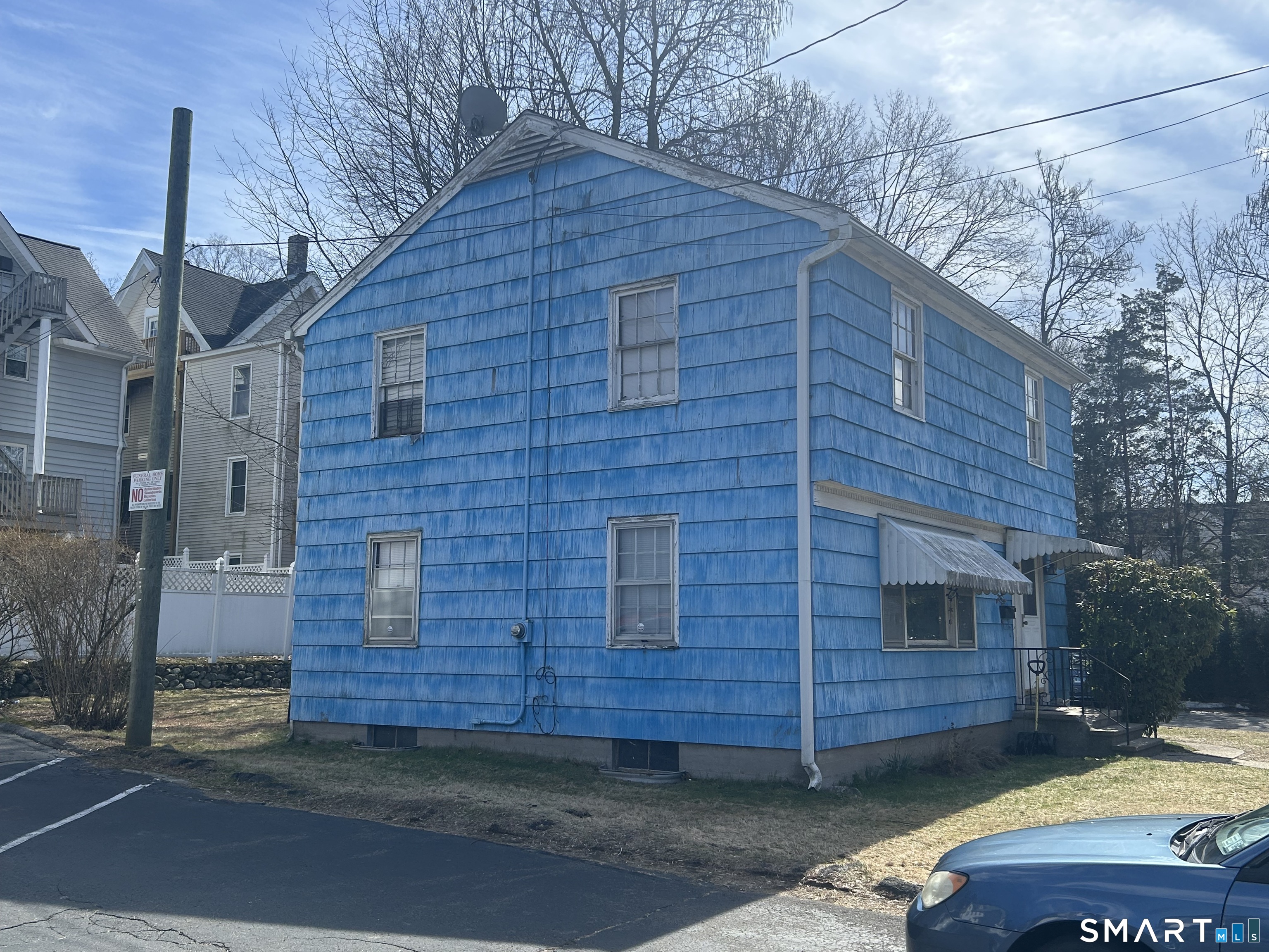 Homes for sale in Naugatuck, CT | 57 Curtiss St, Naugatuck, CT 06770 | MLS# 24161378