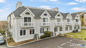 115 Flax Hill Road, Unit APT 6