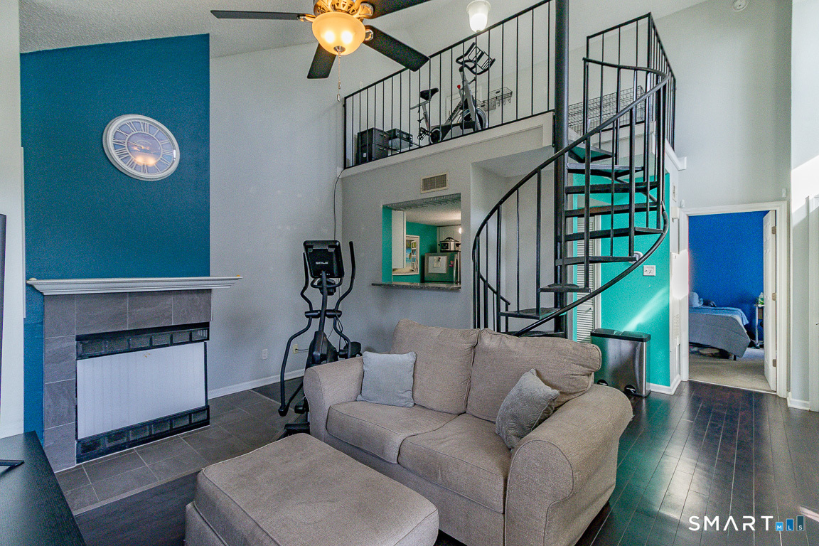 Homes for sale in Middletown, CT | 159 Carriage Crossing Ln #159, Middletown, CT 06457 | MLS# 24161312