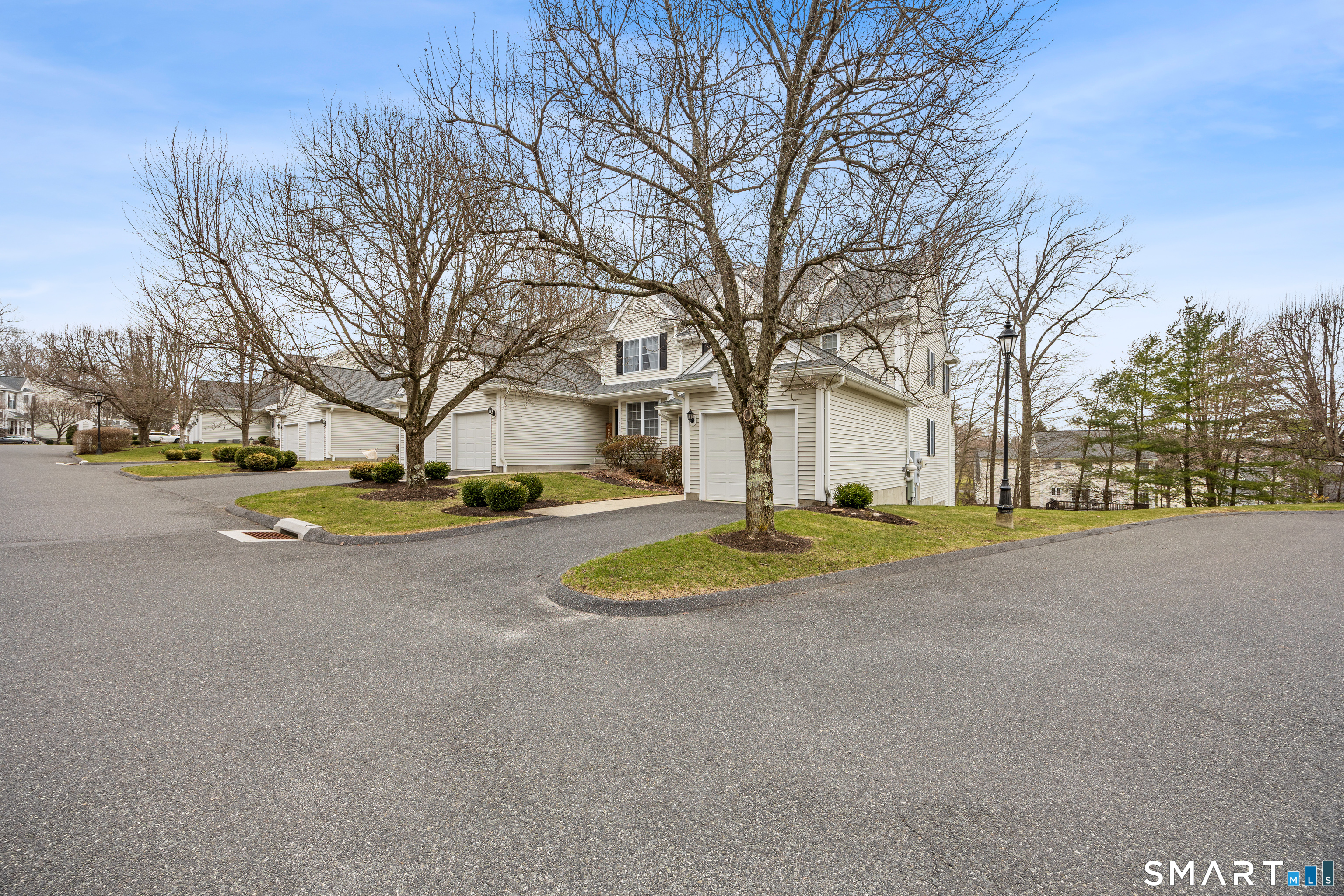 Photo 3 of 1805 Cypress Drive, Danbury, CT