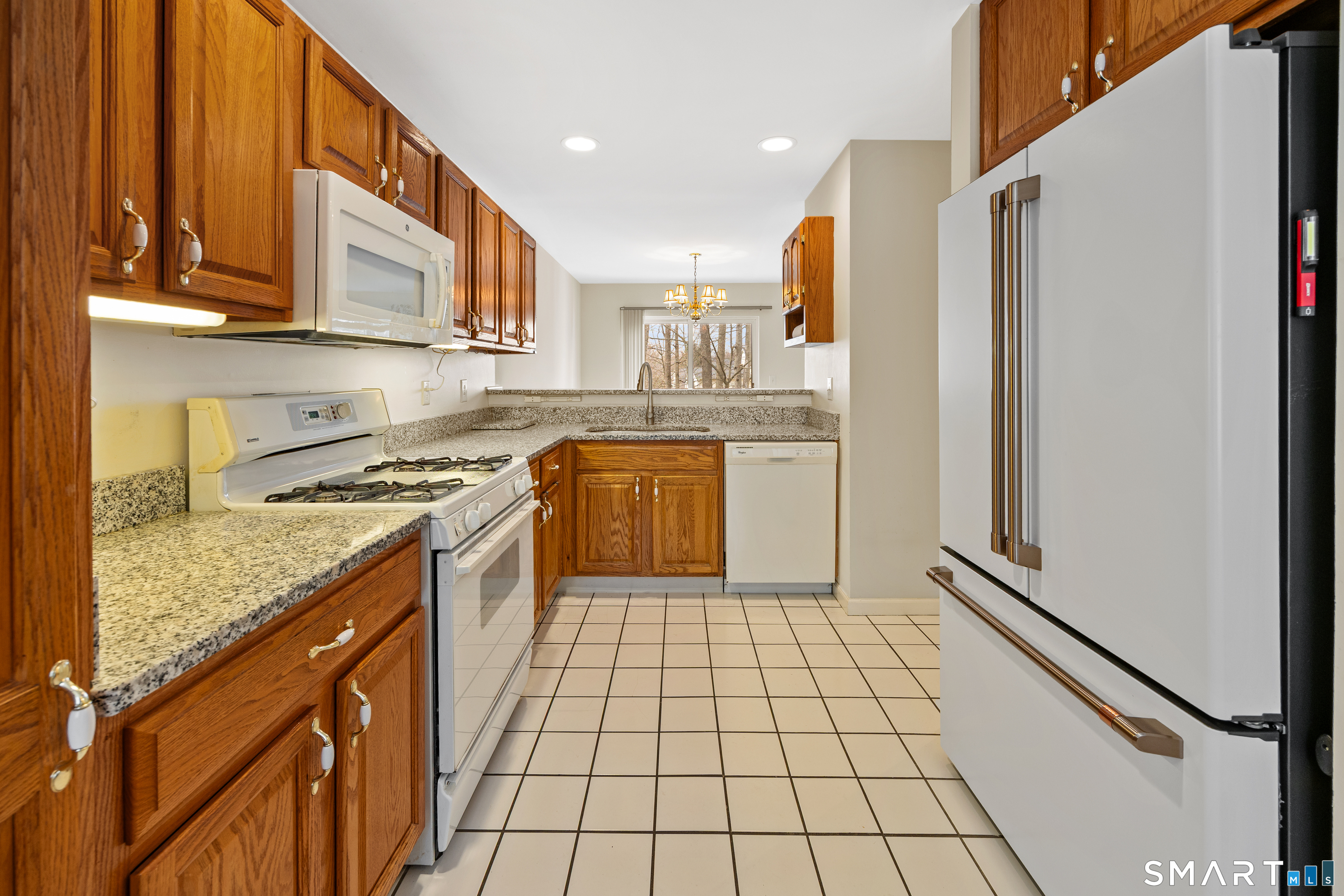 Photo 6 of 1805 Cypress Drive, Danbury, CT