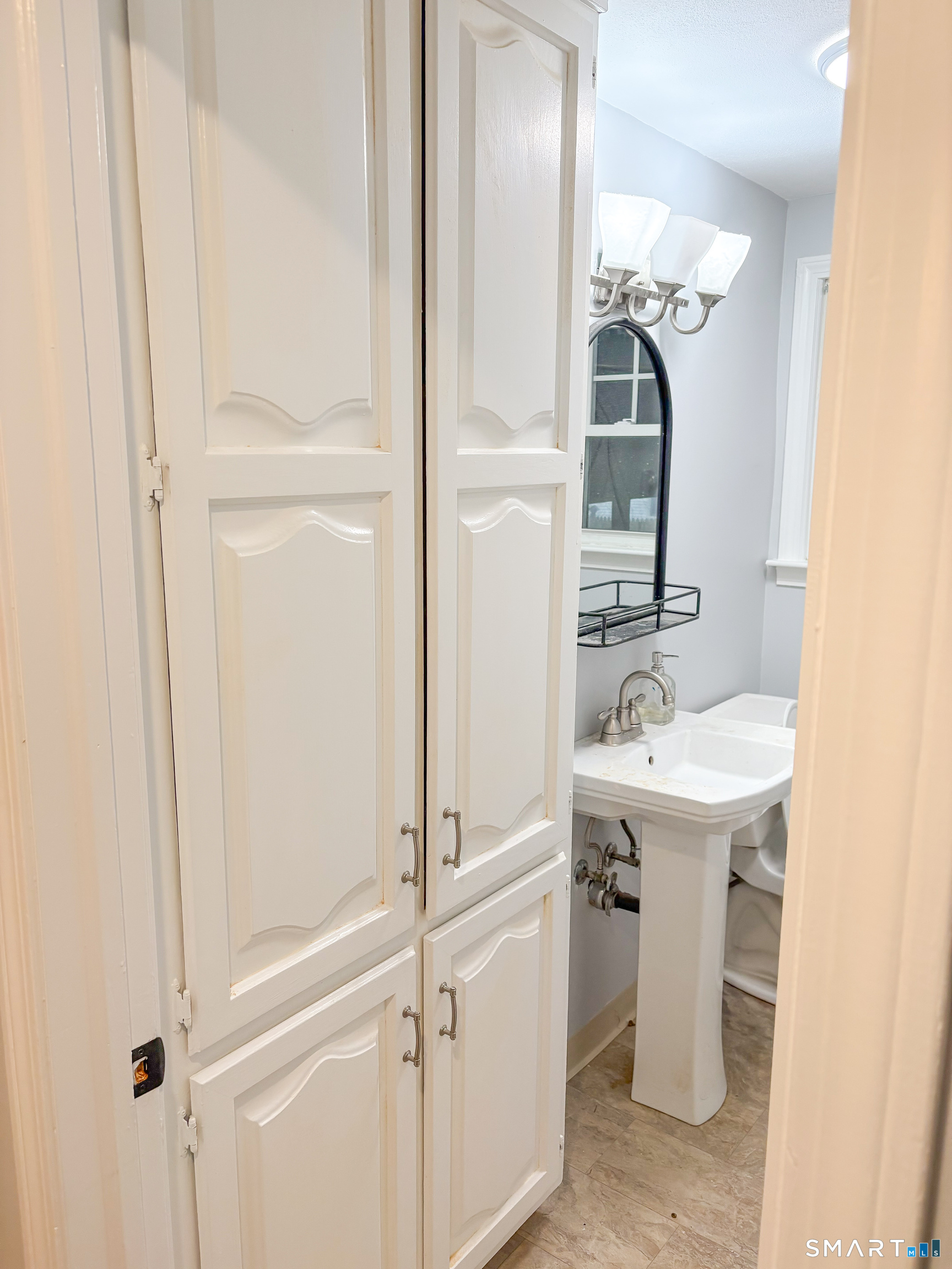 37 Mathewson, Enfield, 06082, 4 Bedrooms Bedrooms, 0 ,1 BathroomBathrooms,Residential Rental,For Sale,Mathewson,0,24160529