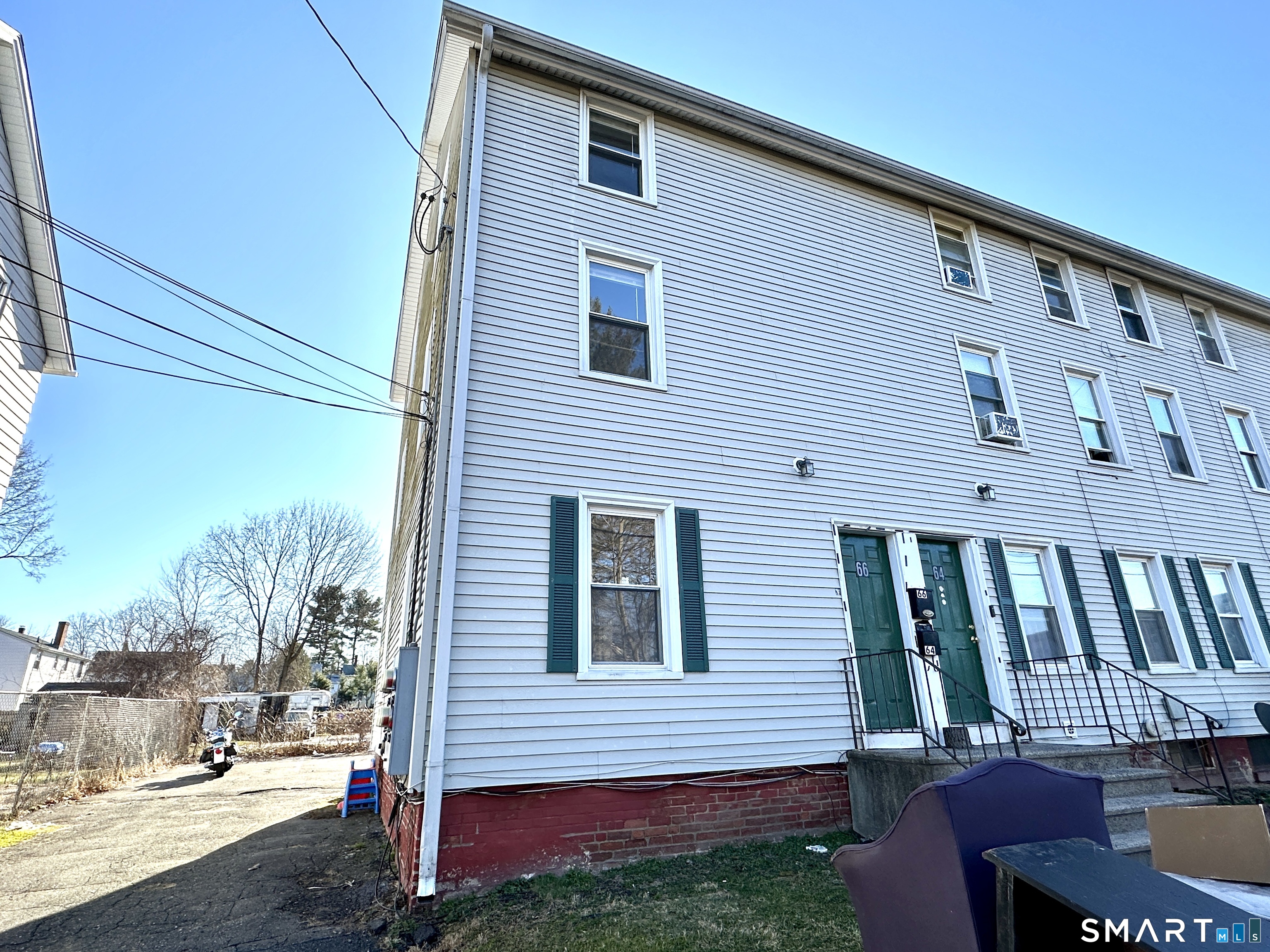 Fresh and clean four bedroom available immediately. End unit with separate front and side entrances. Refinished hardwood flooring and fresh paint throughout. Updated wall mounted boiler, laundry hookups in the basement. First floor has kitchen, dining, and living rooms. Two bedrooms and full bath on the second floor, and bedrooms 3 and 4 on the third level. gas heat, public water, and public sewer. Good credit is a must, no pets, no smoking.